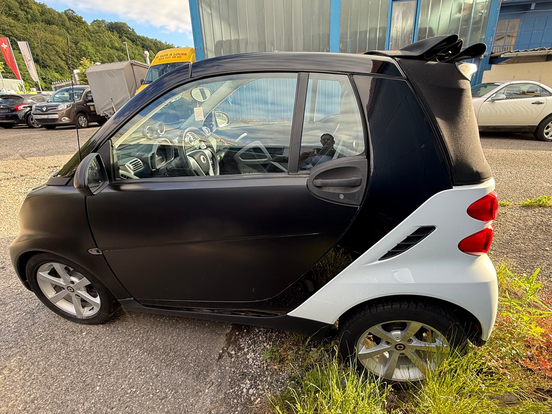 SMART fortwo my first cabrio-image-2