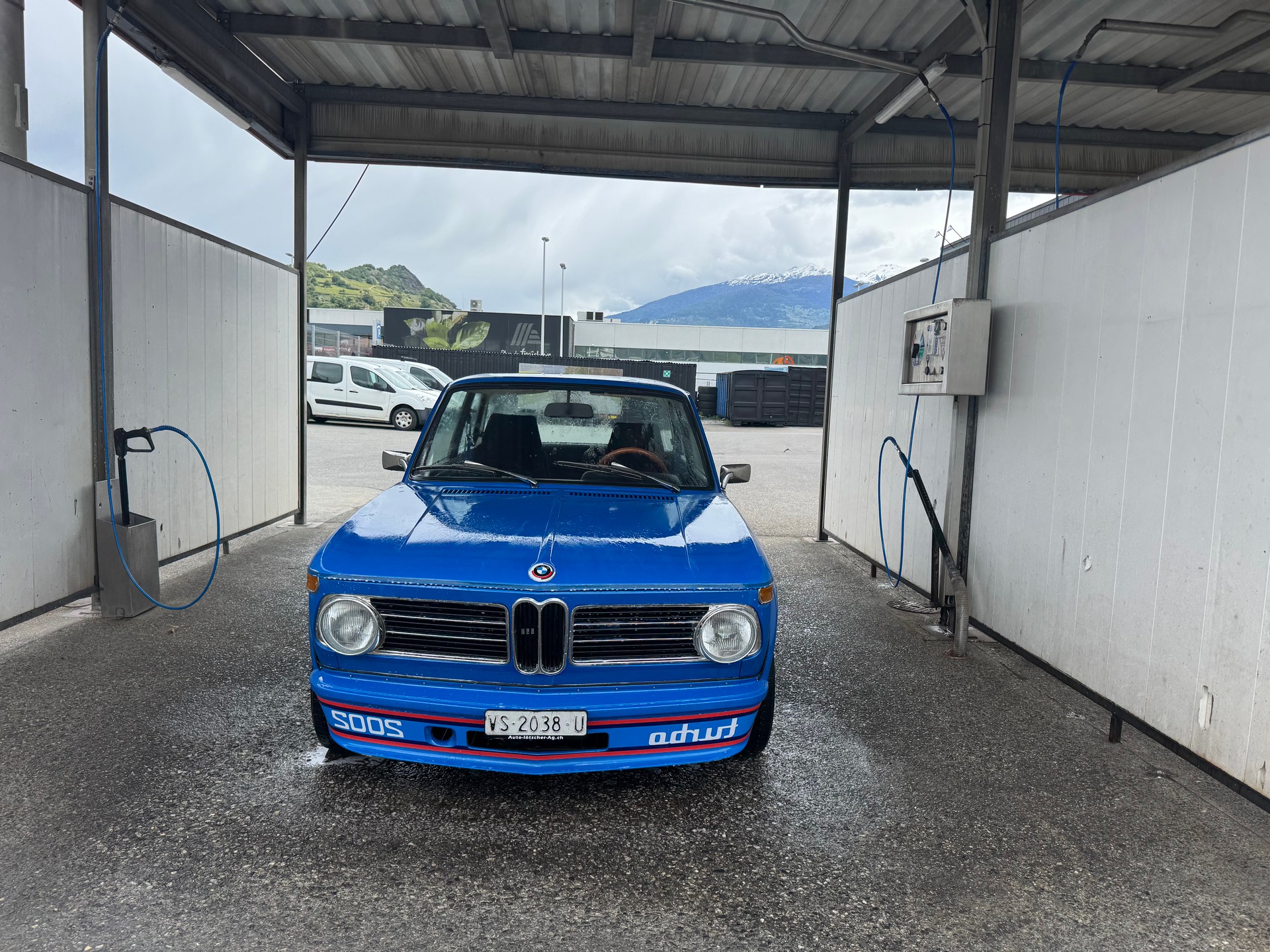 BMW 1602-image-1