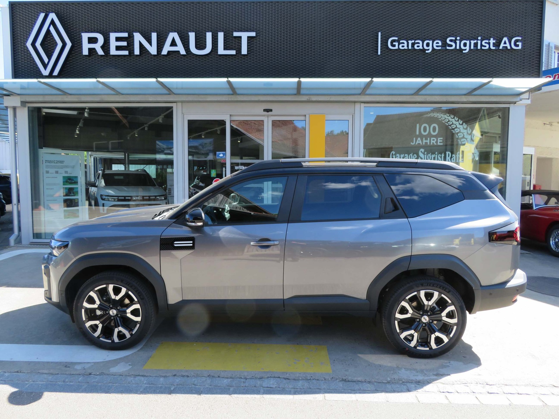 DACIA Bigster 1.8 Hybrid Journey-image-0