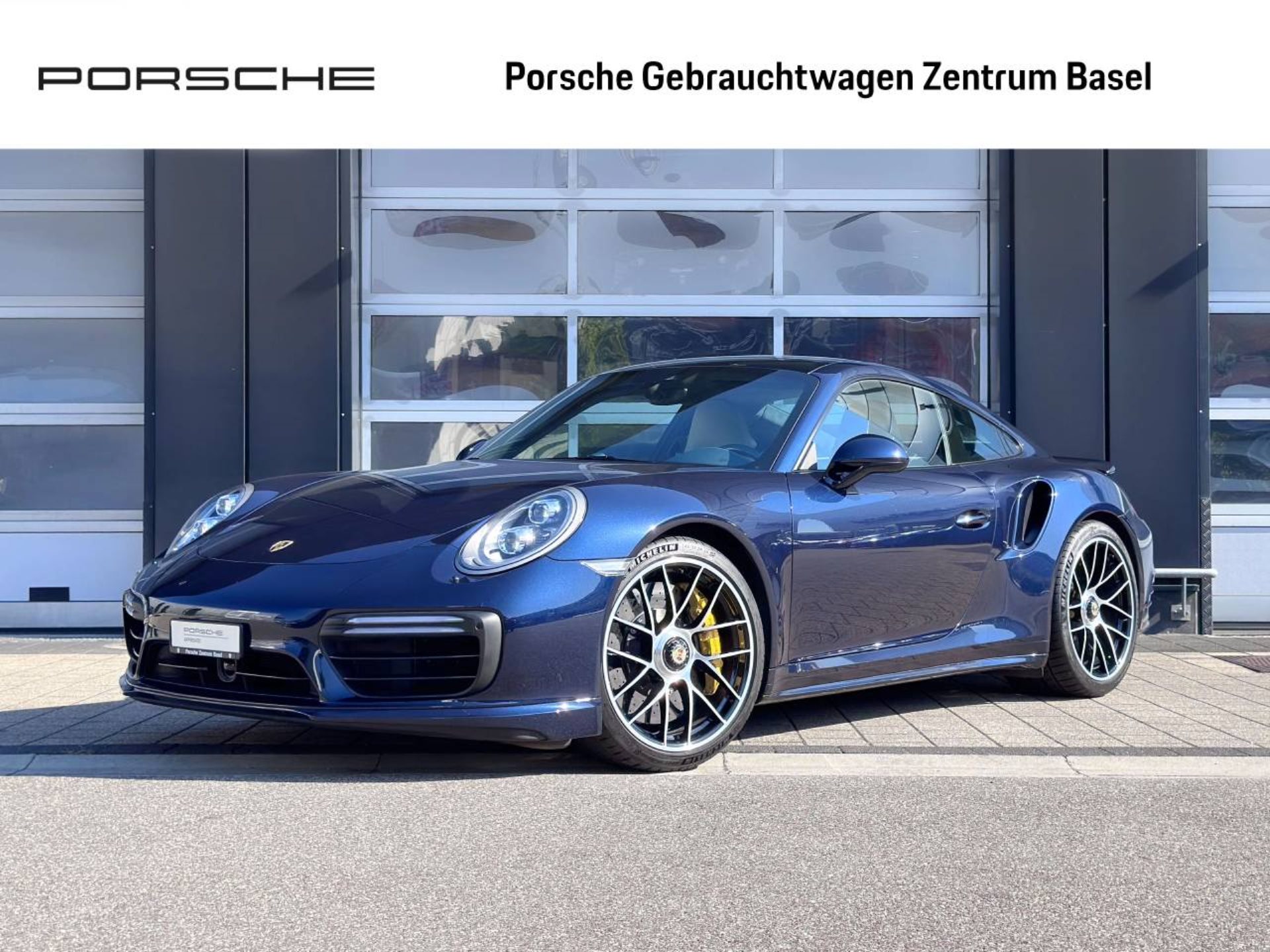 PORSCHE 911 Turbo S