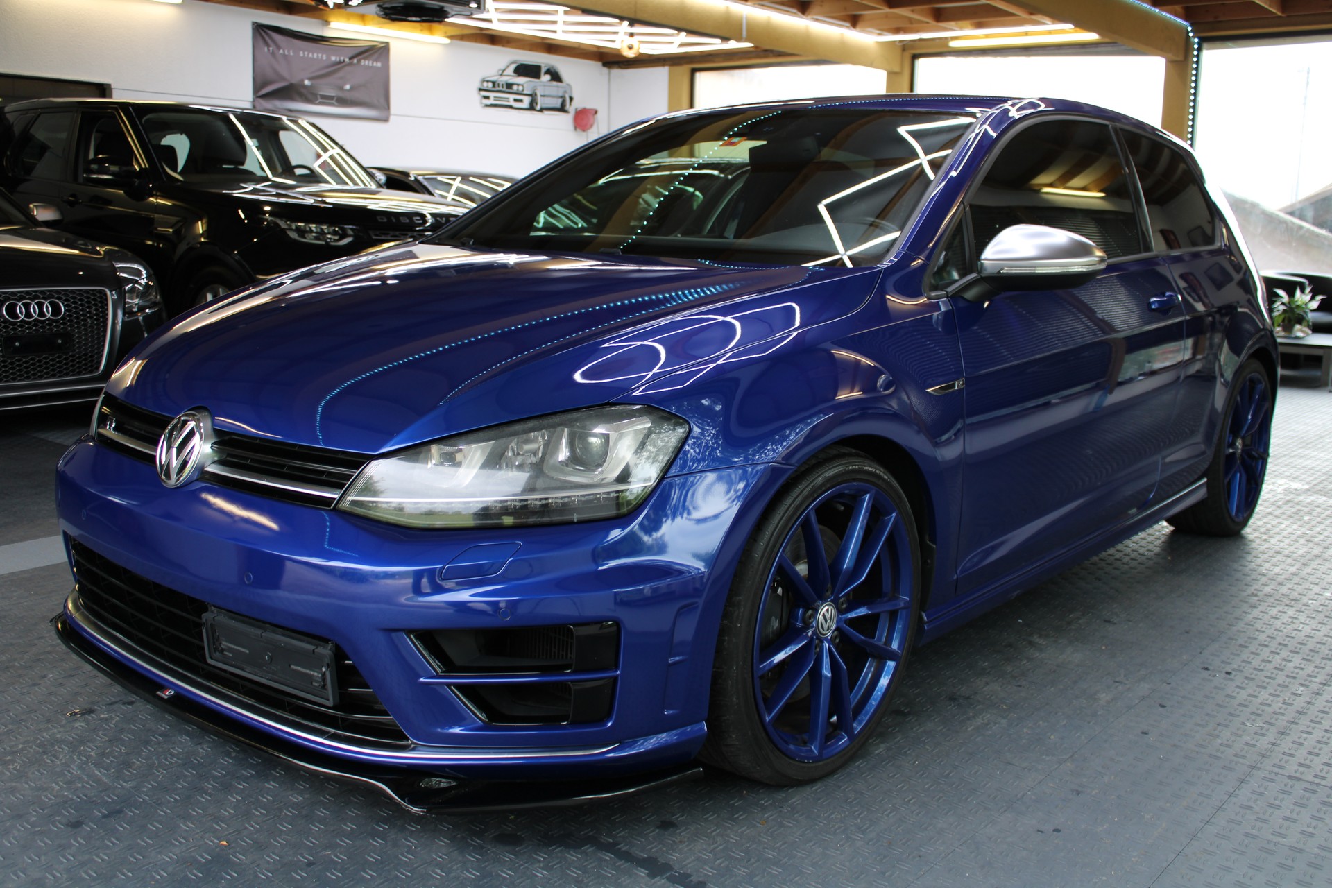 VW Golf 2.0 TSI R 4Motion DSG-image-0