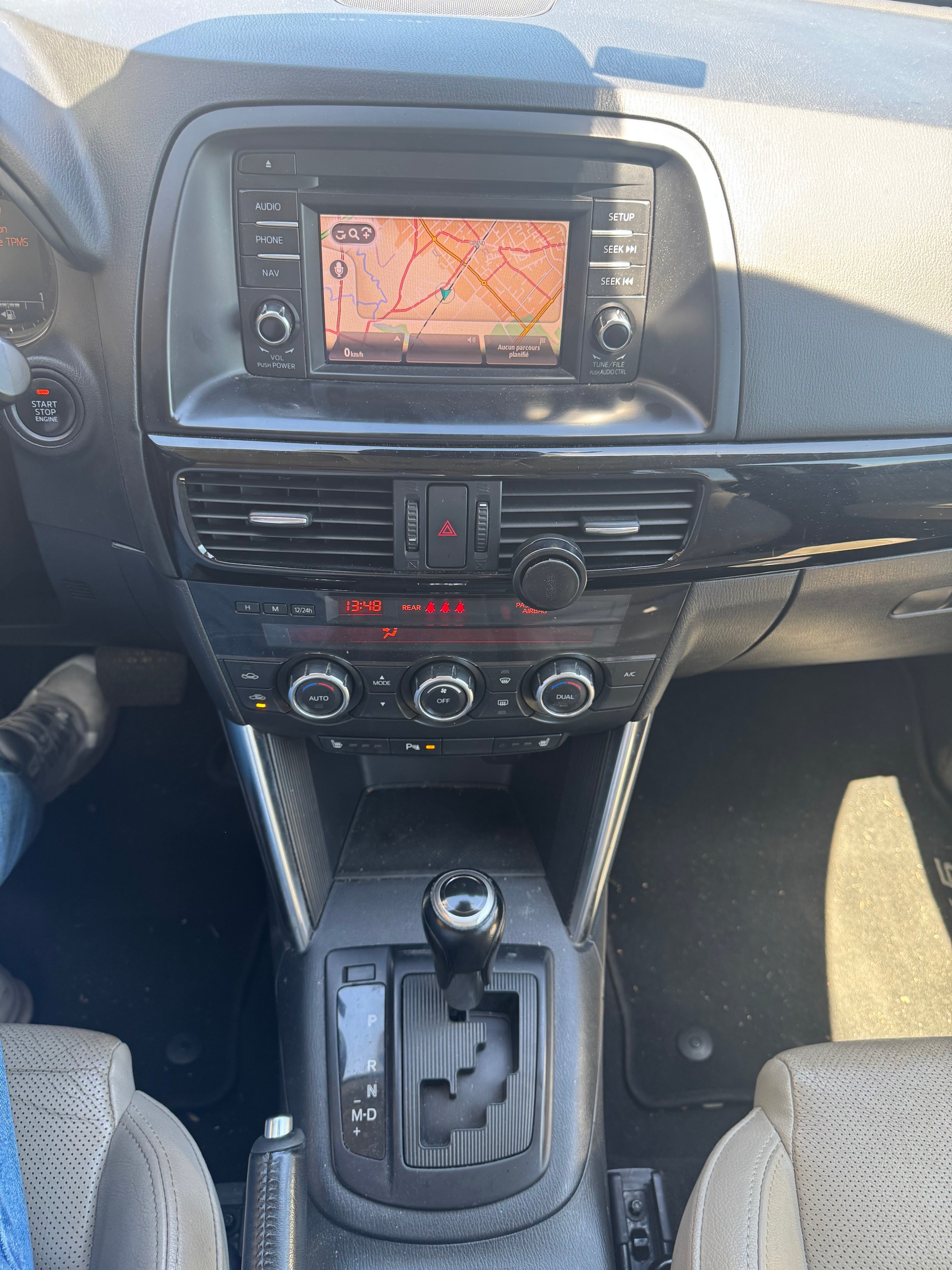 MAZDA CX-5 2.2 D HP Revolution AWD Automatic-image-11