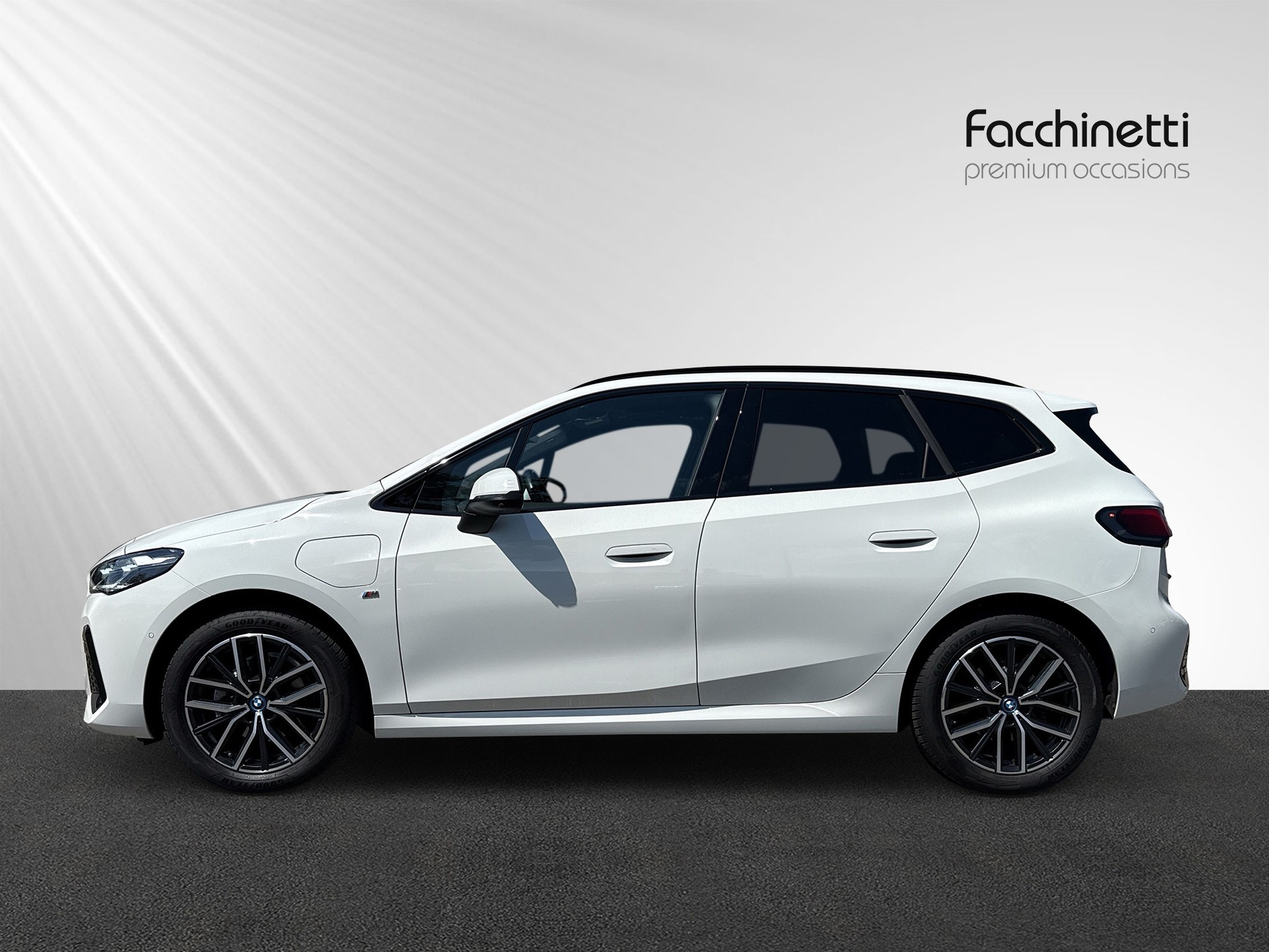 BMW 225e xDrive Active Tourer M Sport-image-1