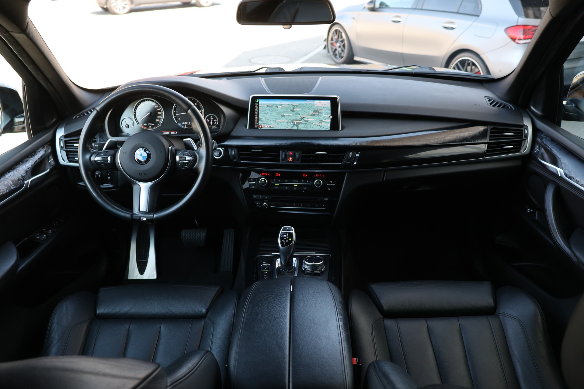 BMW X5 xDrive M50d Steptronic (CH)-image-14