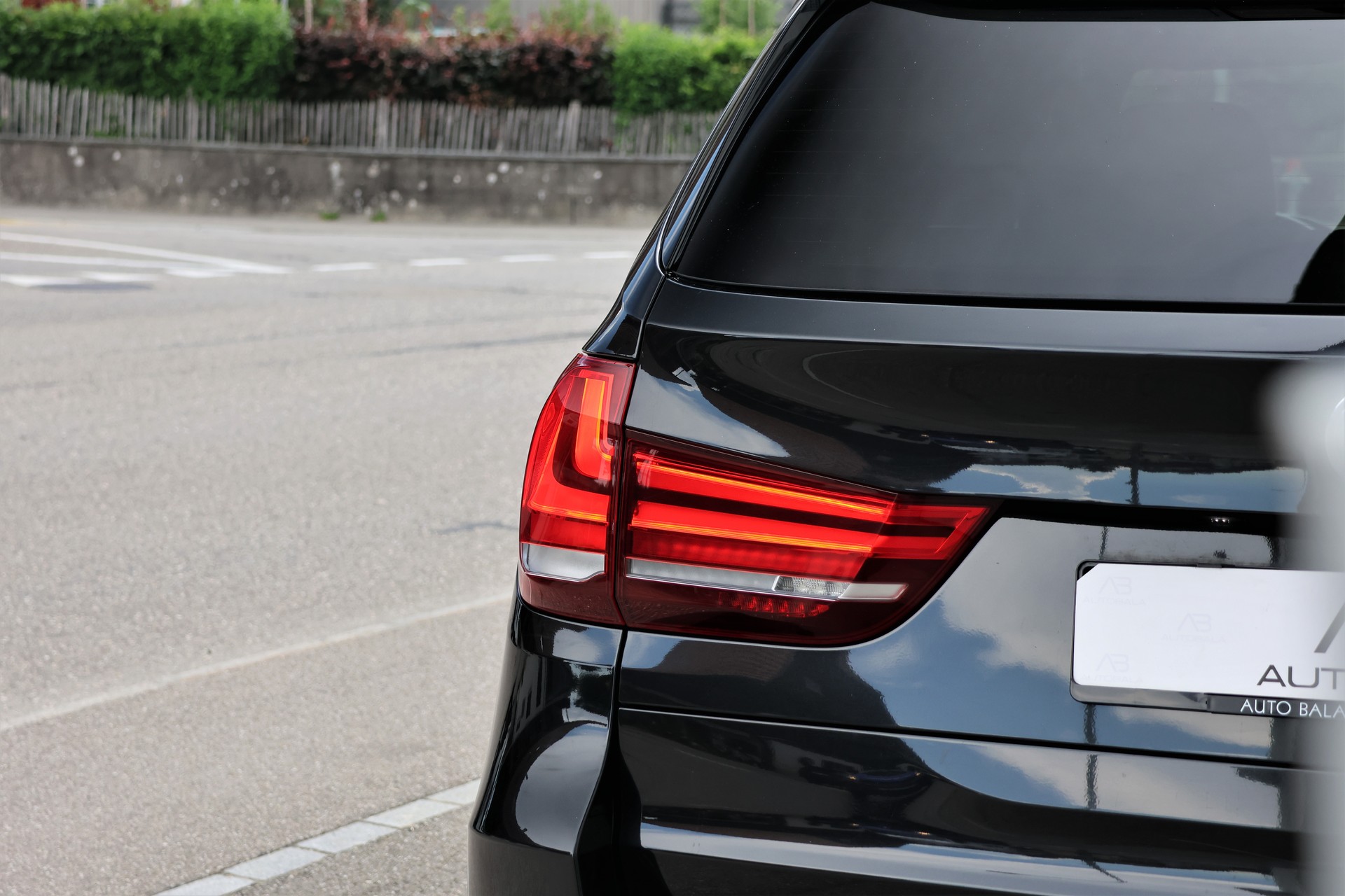 BMW X5 xDrive M50d Steptronic (CH)-image-5