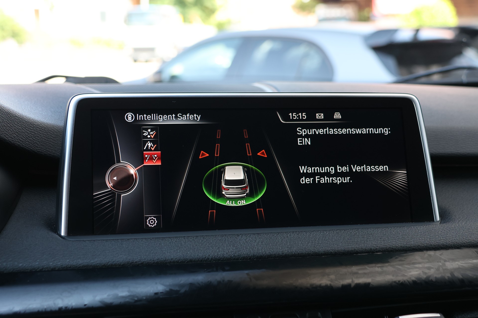 BMW X5 xDrive M50d Steptronic (CH)-image-21