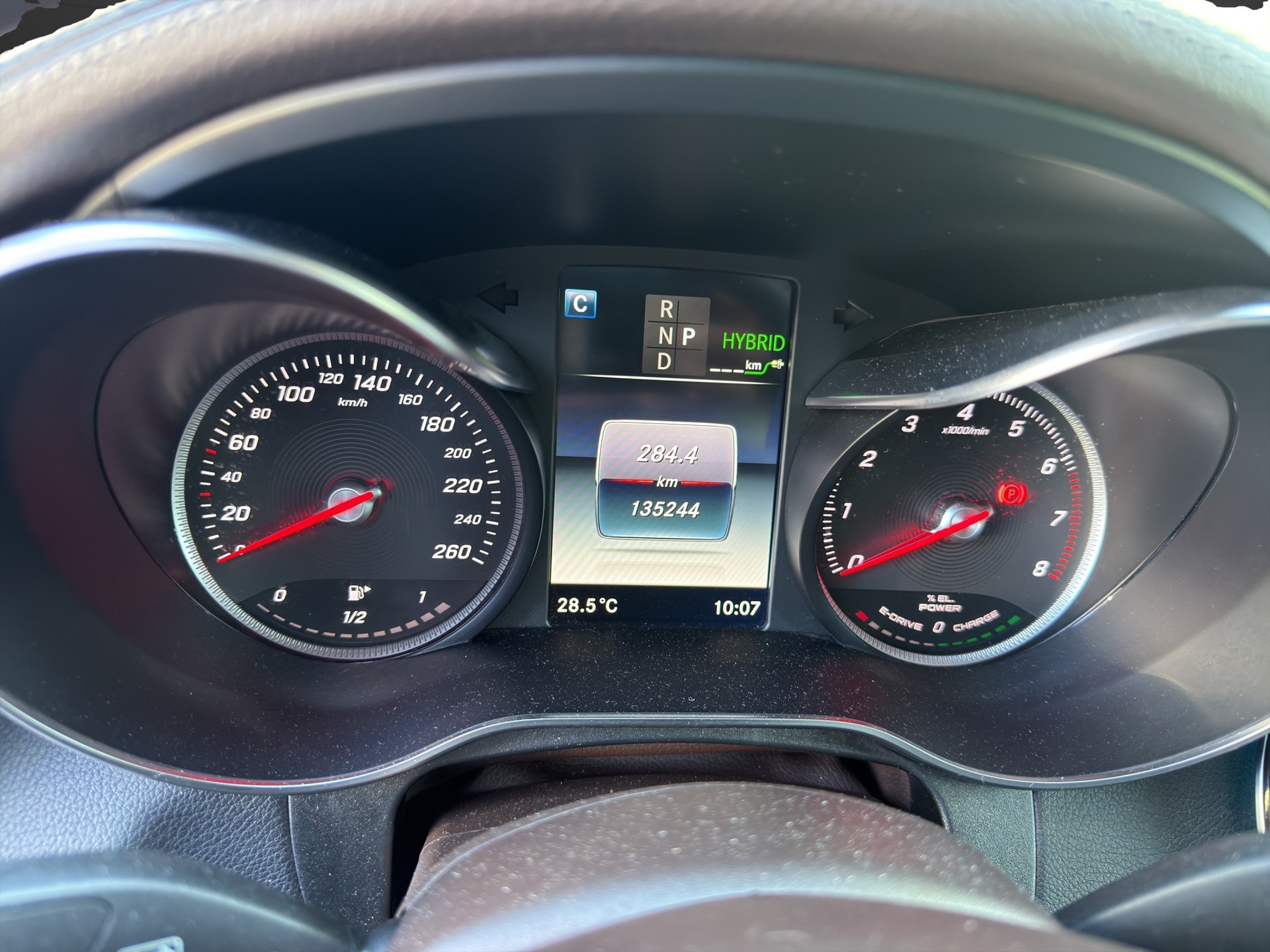 MERCEDES-BENZ GLC 350 e Exclusive 4Matic 7G-Tronic-image-10