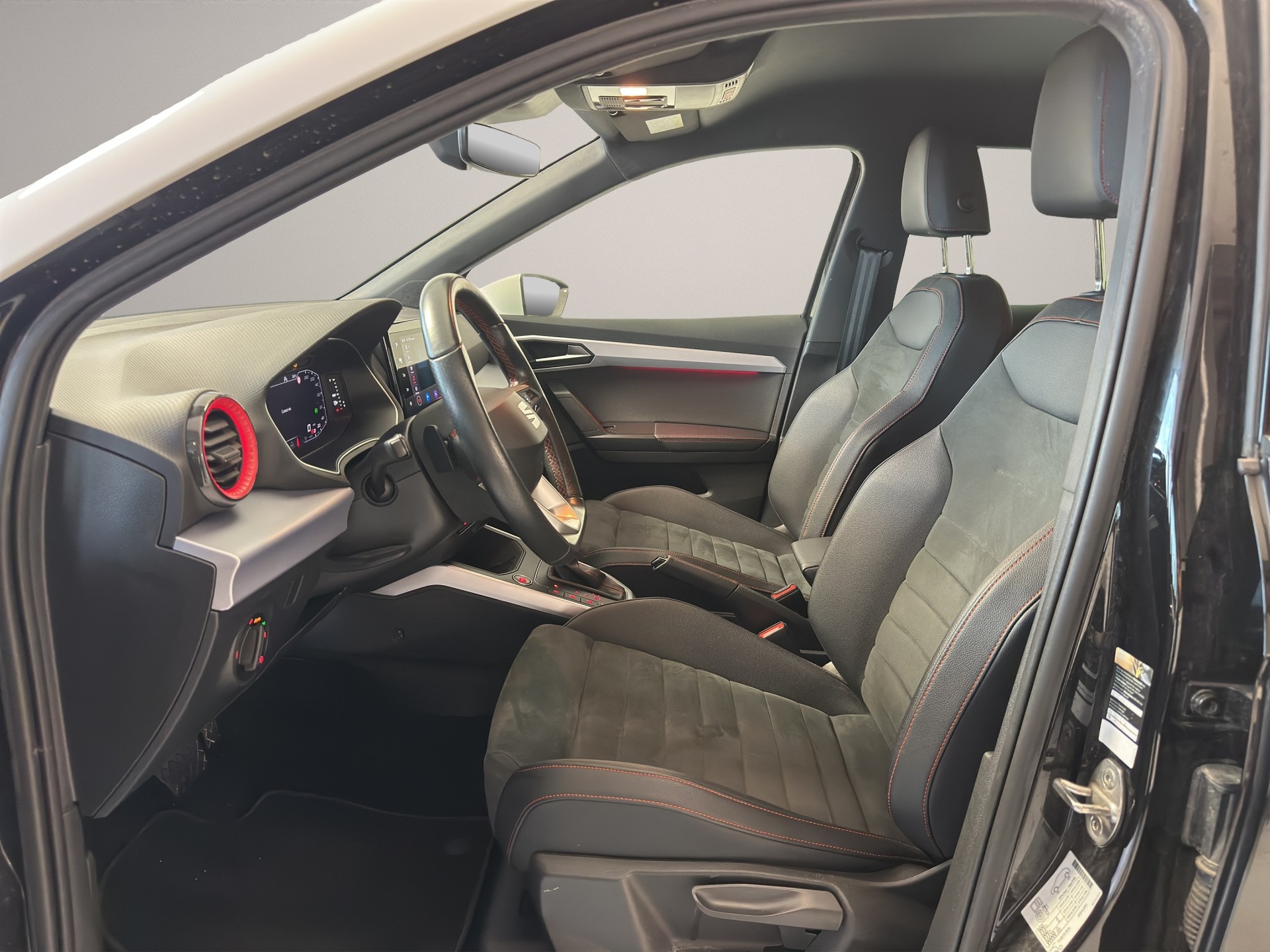 SEAT Arona 1.0 TSI Eco Move FR DSG-image-8