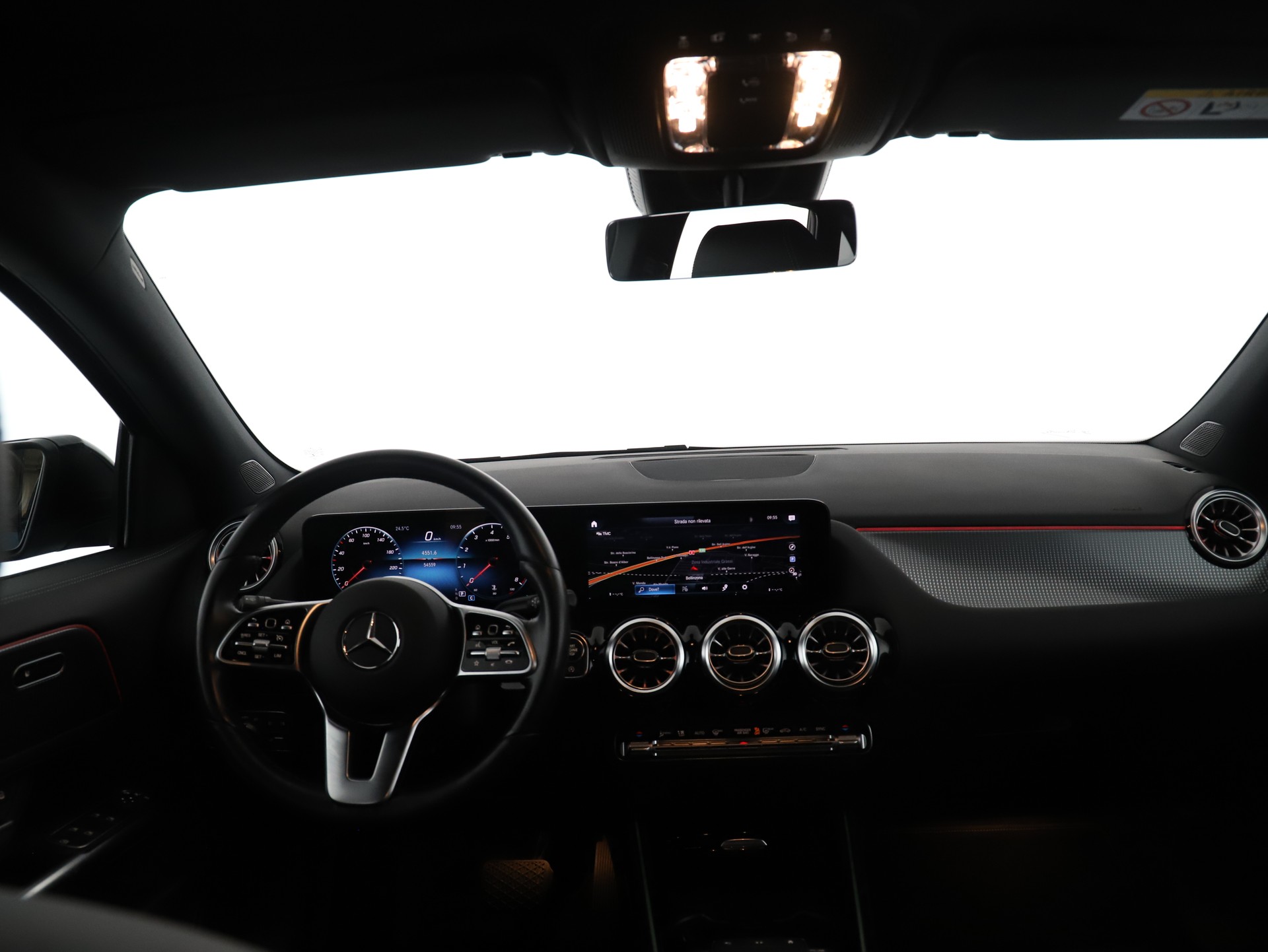 MERCEDES-BENZ GLA 250 Progressive4Matic-image-10