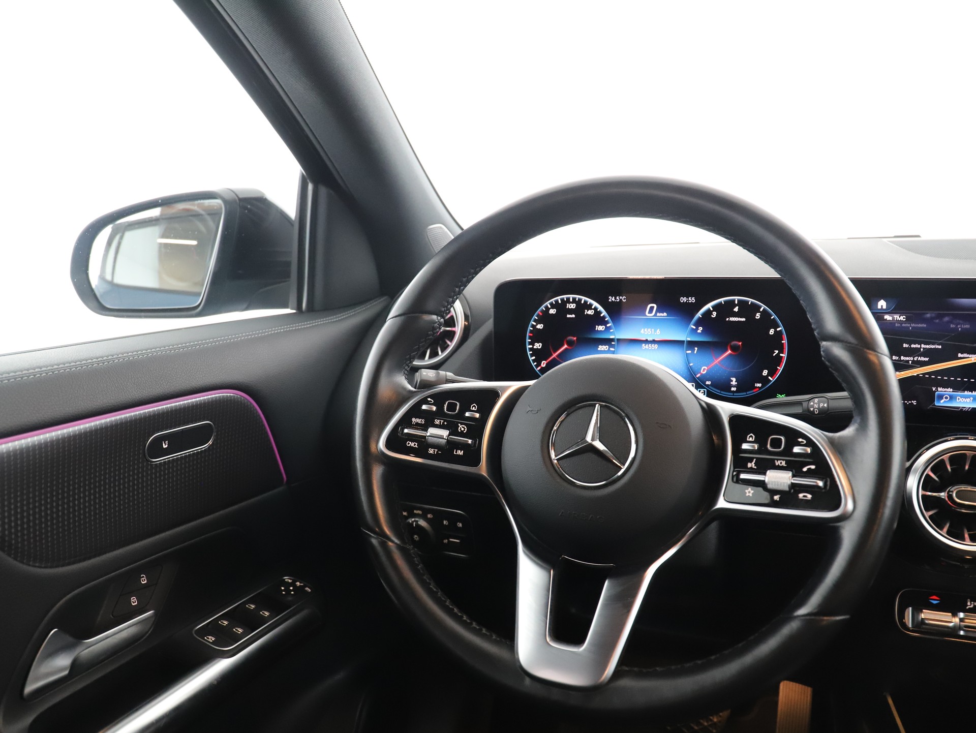 MERCEDES-BENZ GLA 250 Progressive4Matic-image-11