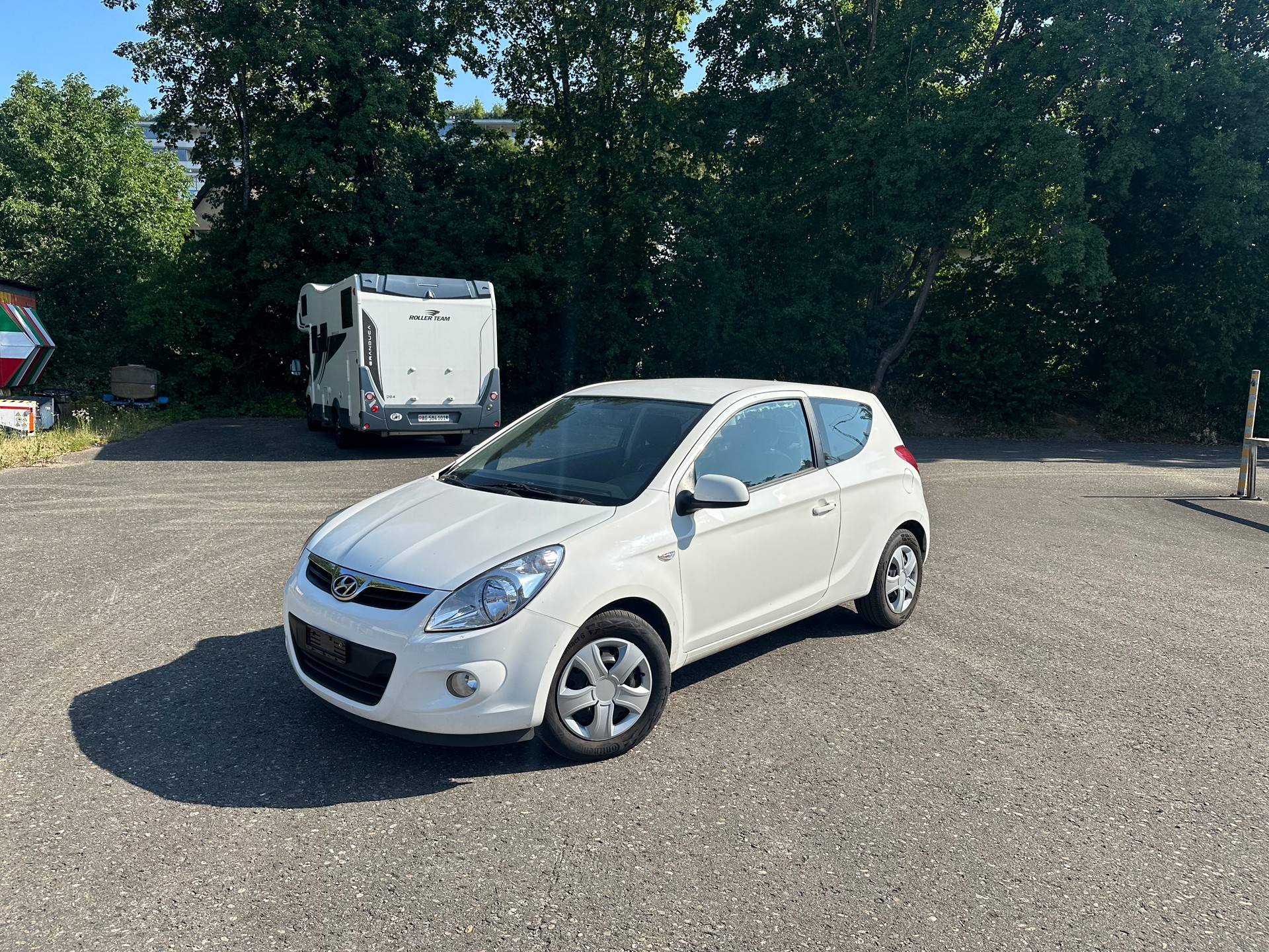HYUNDAI i20 1.4 Style-image-0