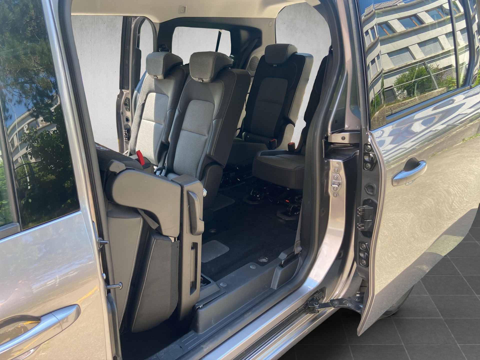 RENAULT Grand Kangoo 1.3 TCe 130 PF Techno EDC-image-12
