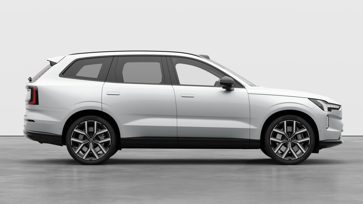 VOLVO EX90 Twin Performance Ultra 6P. AWD-image-3