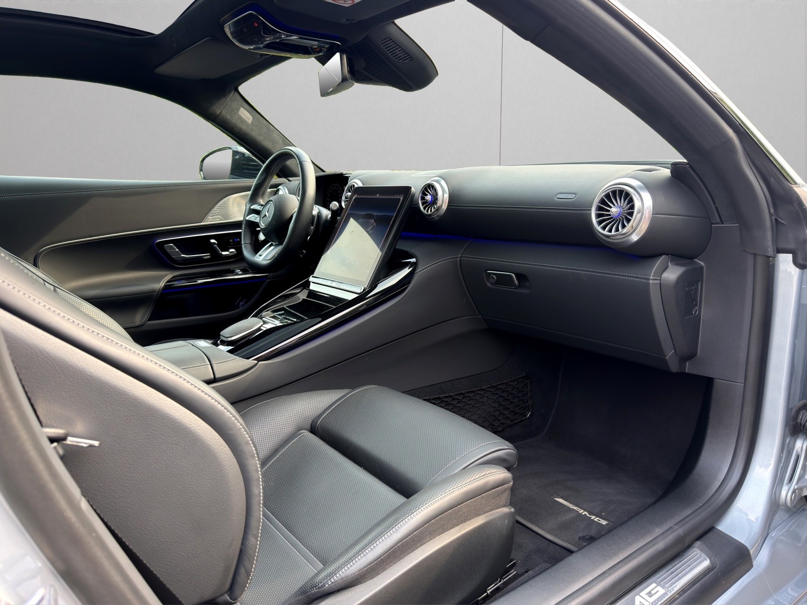MERCEDES-BENZ AMG GT 63 SE Performance 4Matic+ Executive Edition-image-13