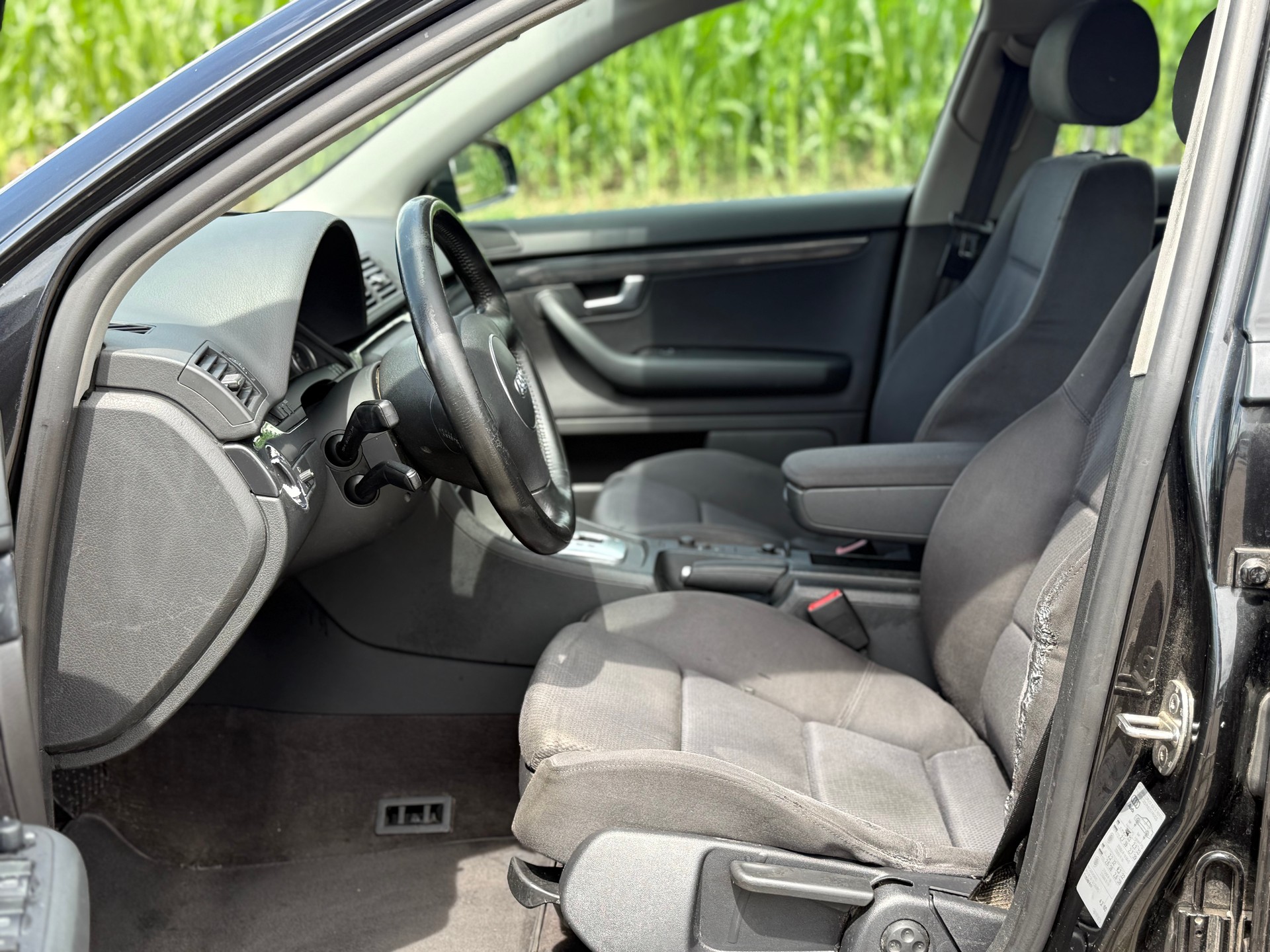 AUDI A4 1.8 T-image-3