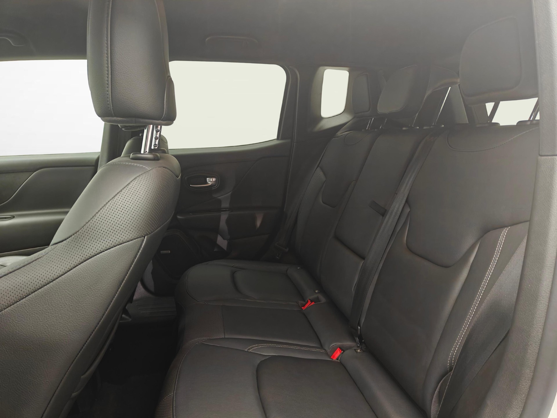 JEEP Renegade 1.3 Limited 4xe-image-9