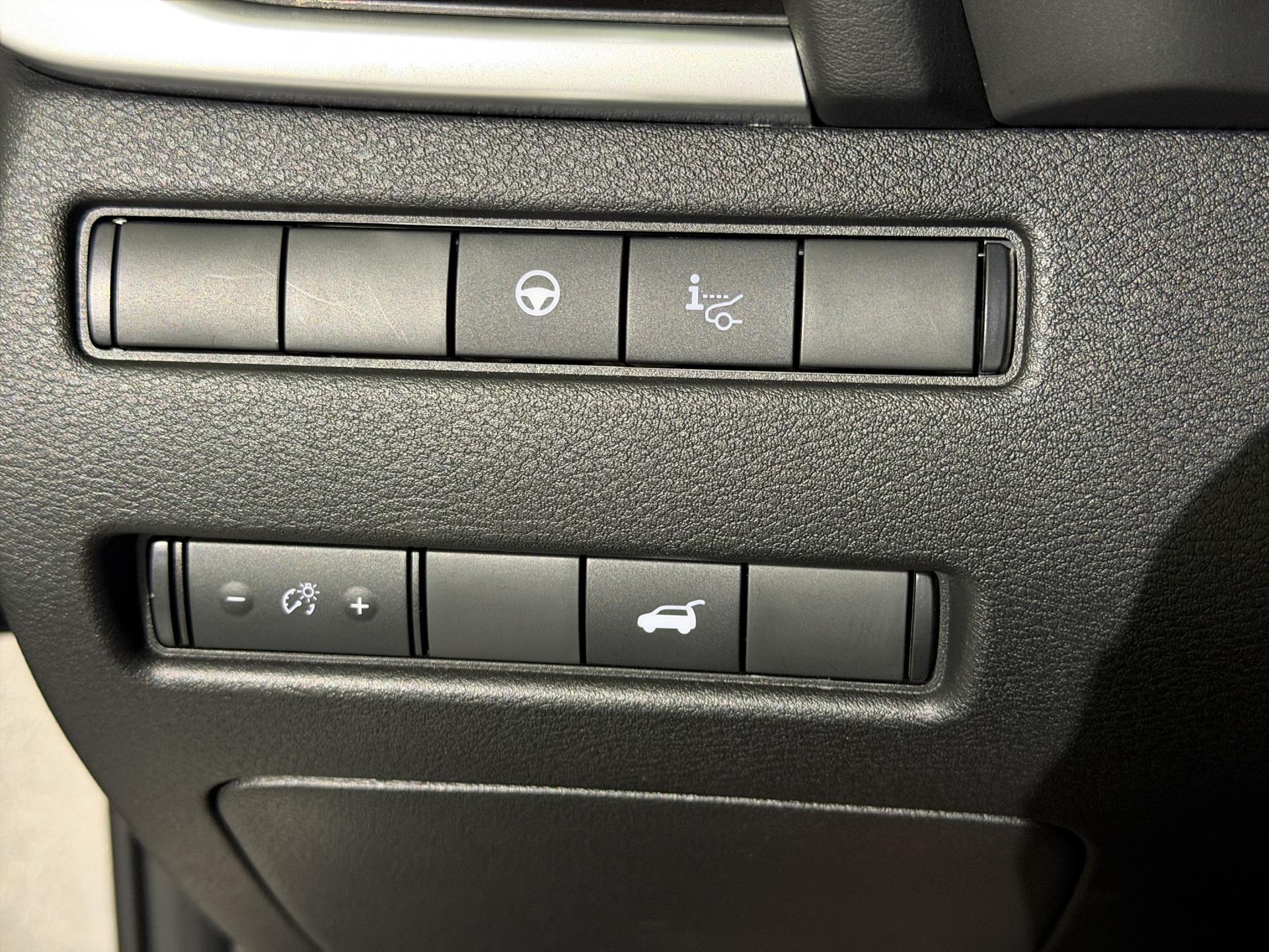 NISSAN X-Trail 1.5 VC-T e-Power 4WD Tekna+-image-21