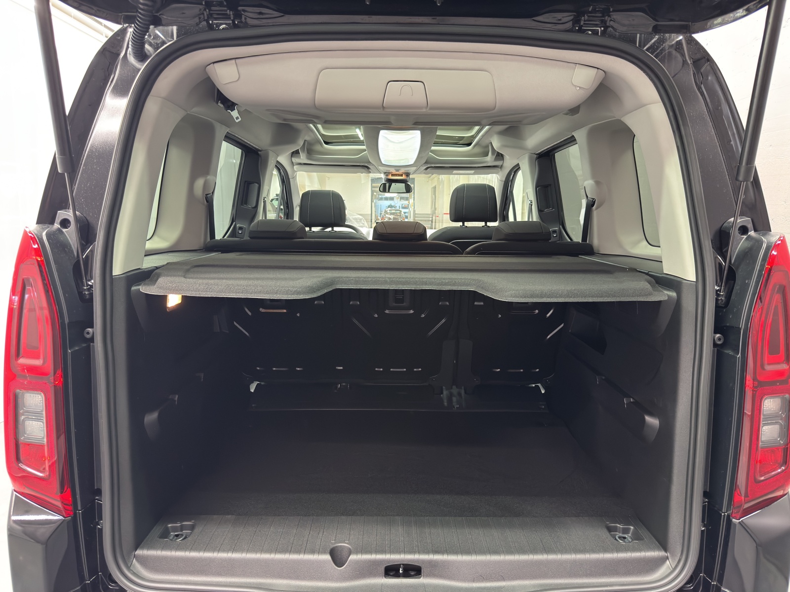 FIAT Qubo L 1.5 TD La Prima-image-10