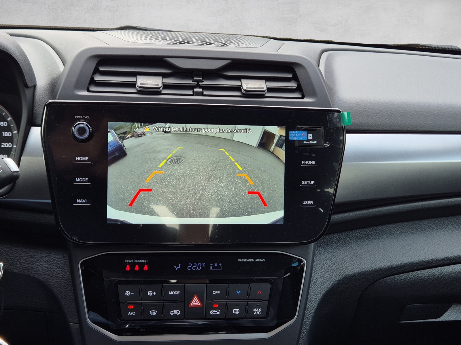 KGM-SsangYong Tivoli 1.5 T GDI Steel 4WD Automat-image-9