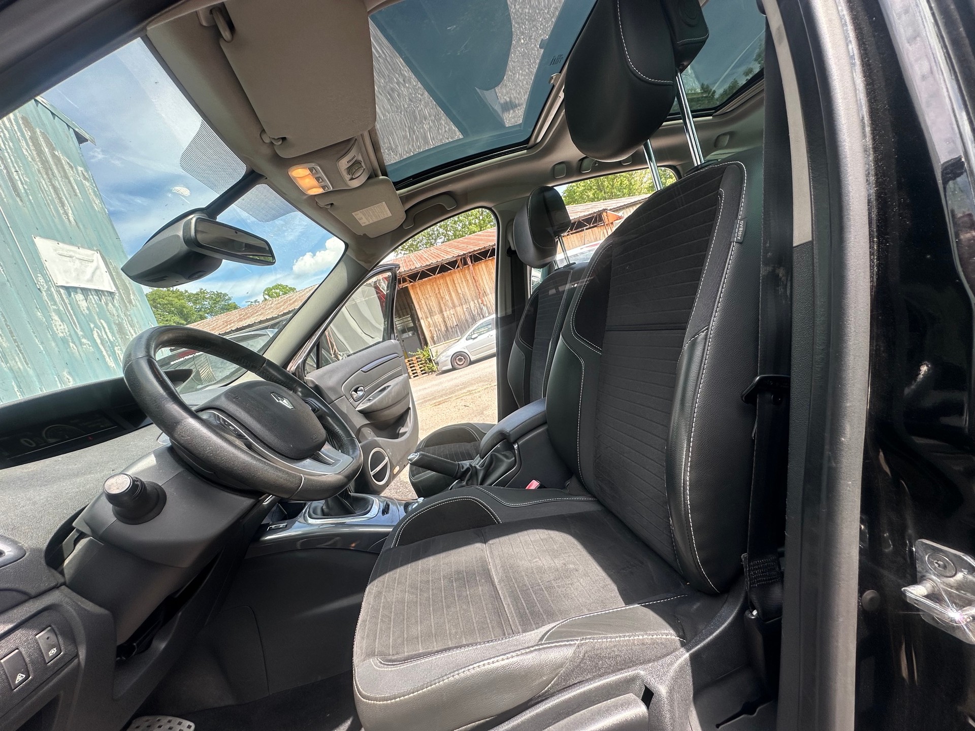 RENAULT Scénic Xmod 1.2 16V Turbo Privilège-image-11