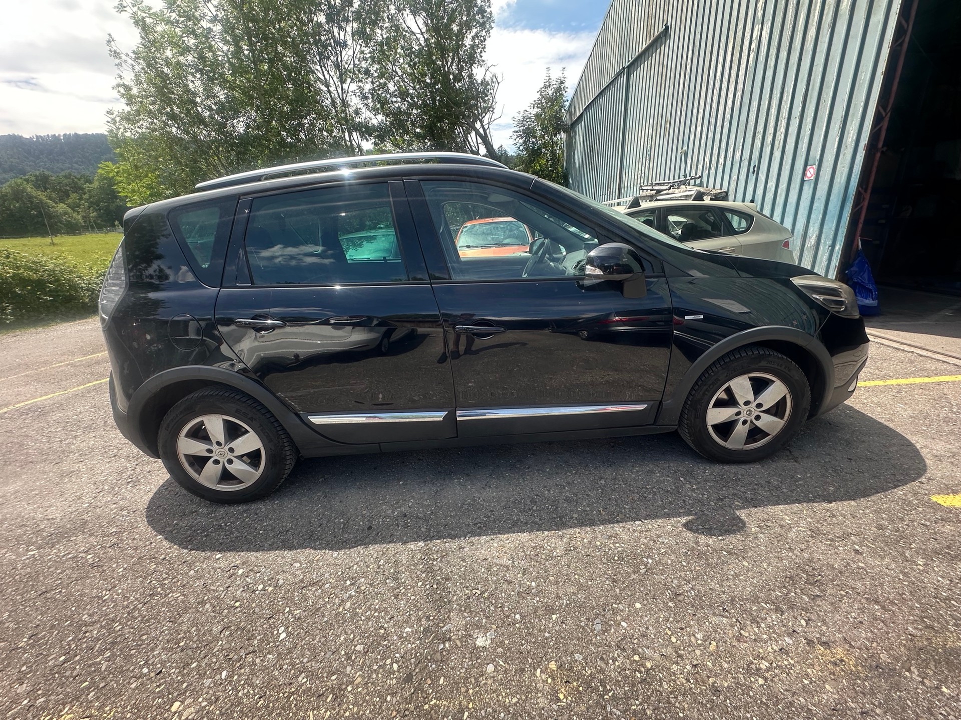 RENAULT Scénic Xmod 1.2 16V Turbo Privilège-image-7