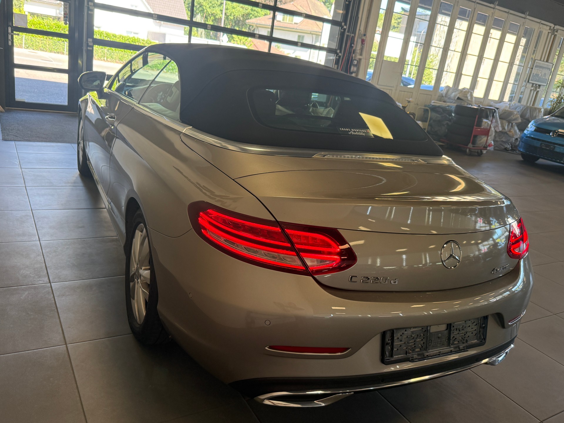 MERCEDES-BENZ C 220 d 4Matic Cabriolet 9G-Tronic-image-7