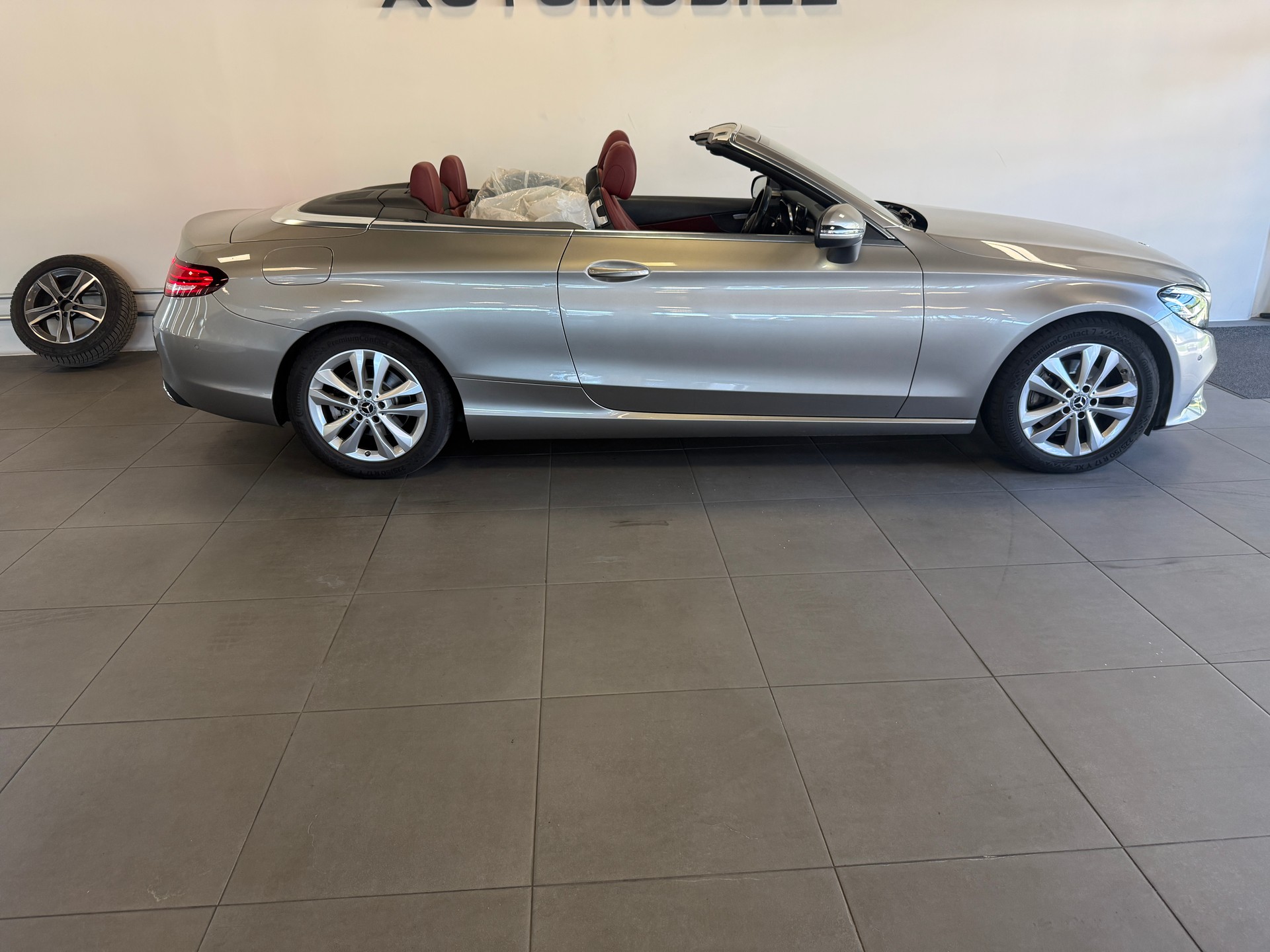 MERCEDES-BENZ C 220 d 4Matic Cabriolet 9G-Tronic-image-3