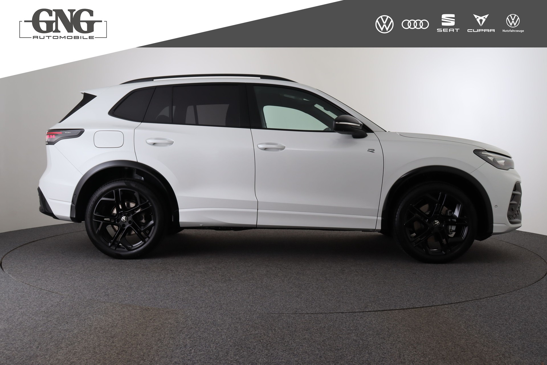 VW Tiguan 2.0 TDI SCR R-Line United 4Motion DSG-image-8