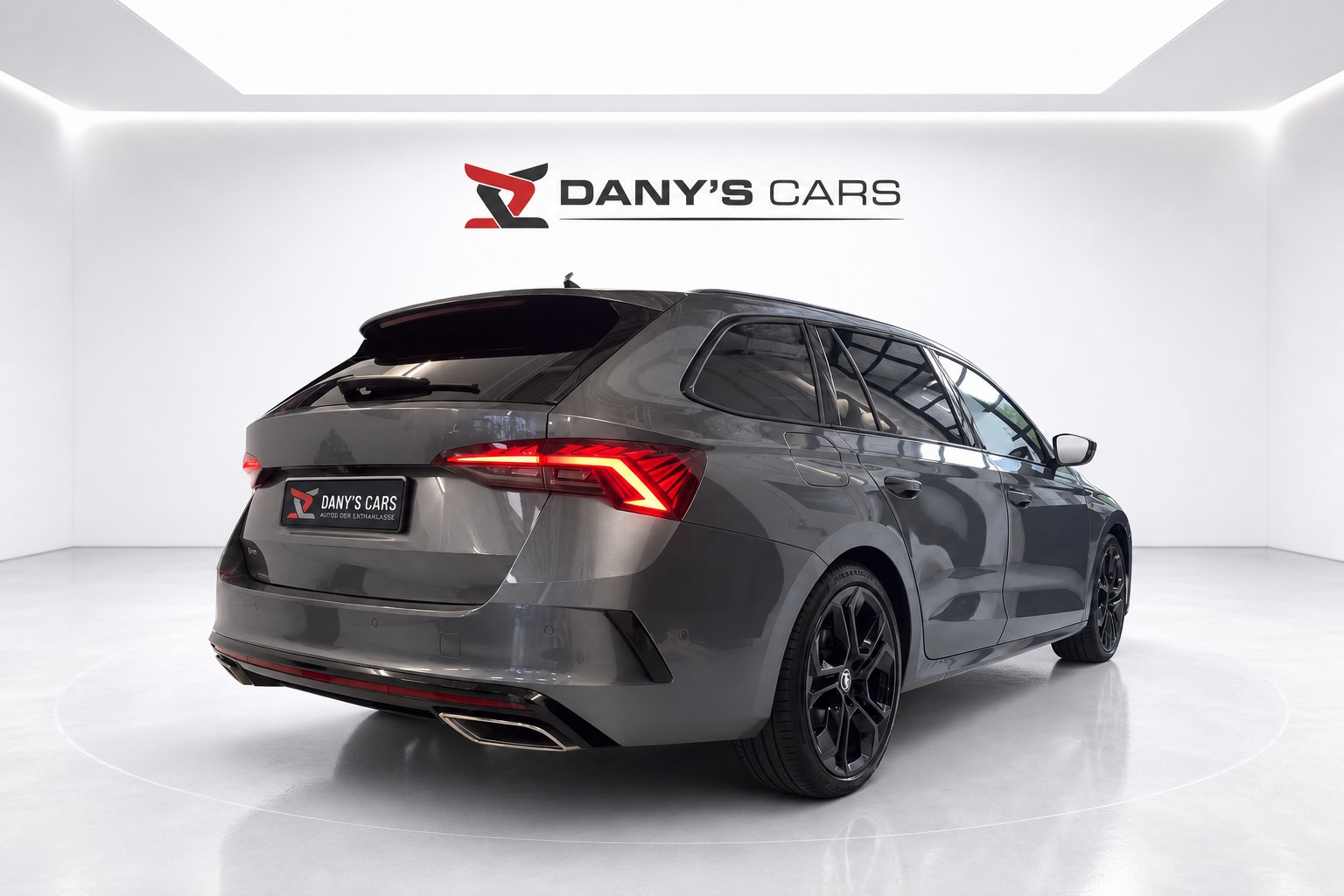 SKODA Octavia Combi 2.0 TDI RS 4x4 DSG-image-4