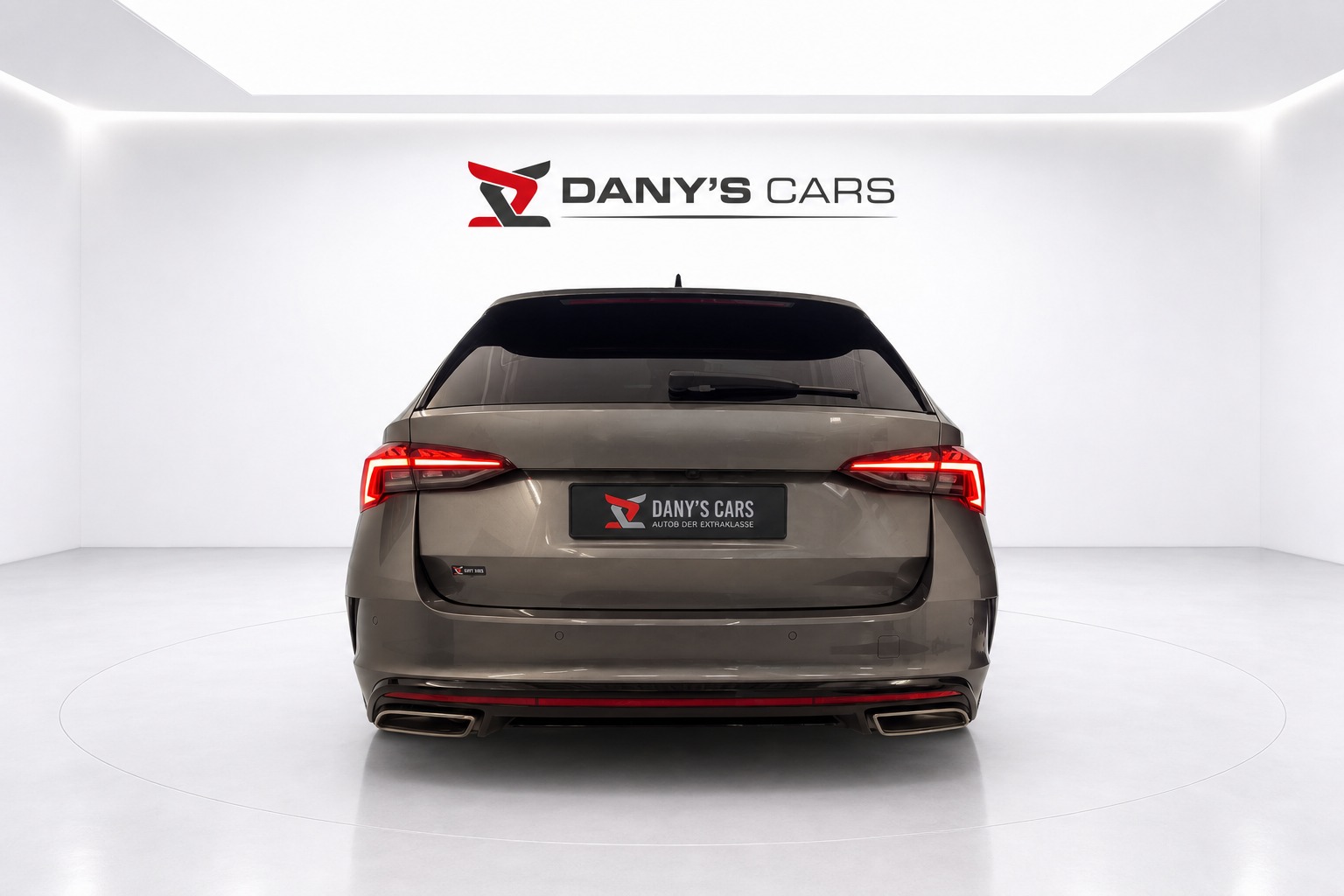 SKODA Octavia Combi 2.0 TDI RS 4x4 DSG-image-5