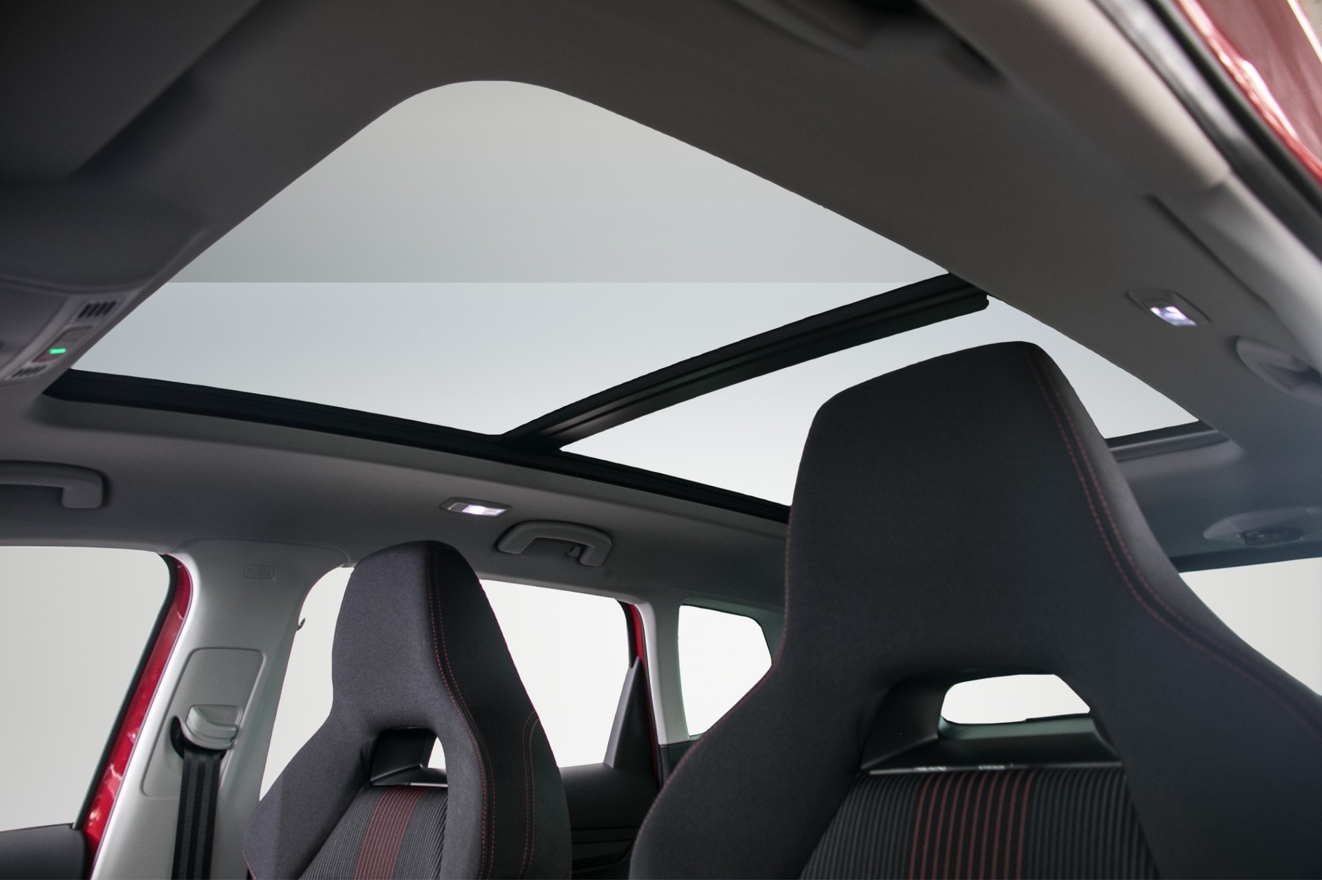 SKODA Karoq 2.0 TDI CR Style 4x4 DSG-image-12