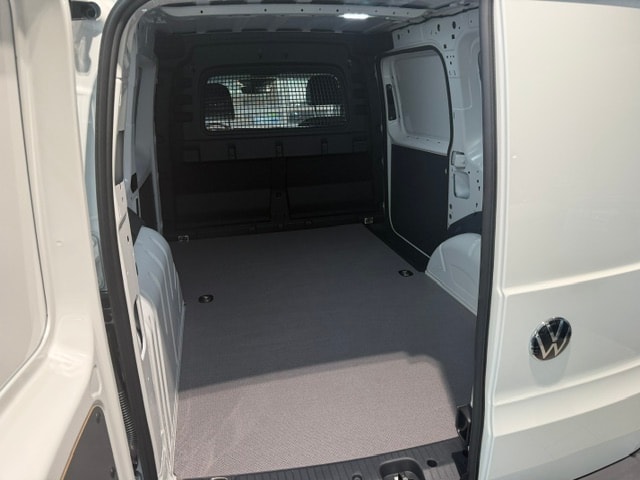 VW Caddy Cargo 1.5TSI Maxi-image-4