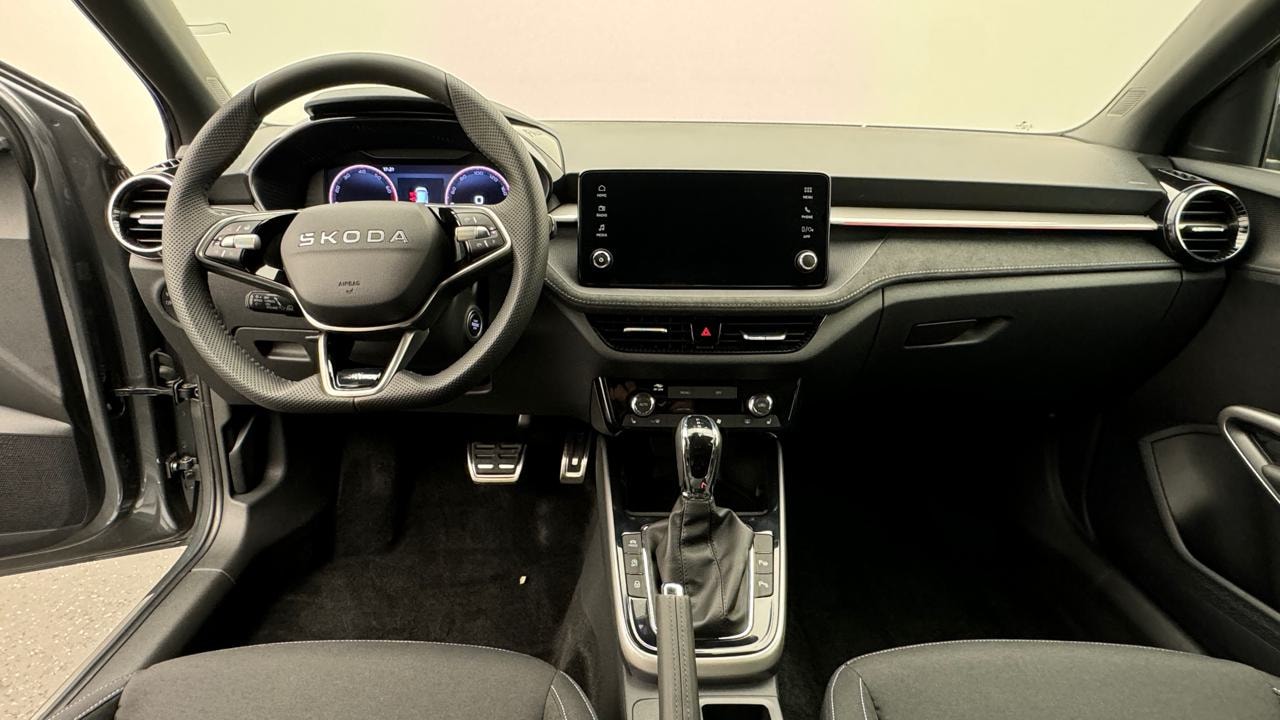 SKODA Fabia 1.5 TSI Monte Carlo DSG-image-5