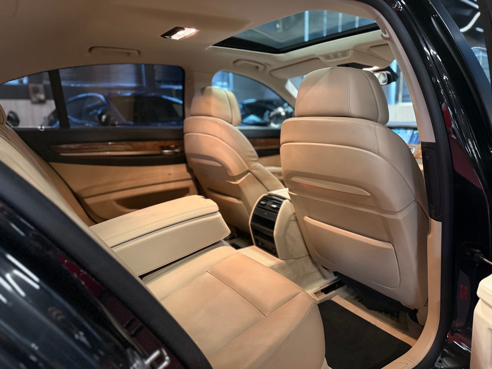 BMW 730d F01 / HAMANN / ** Neuwertiger Zustand **-image-19
