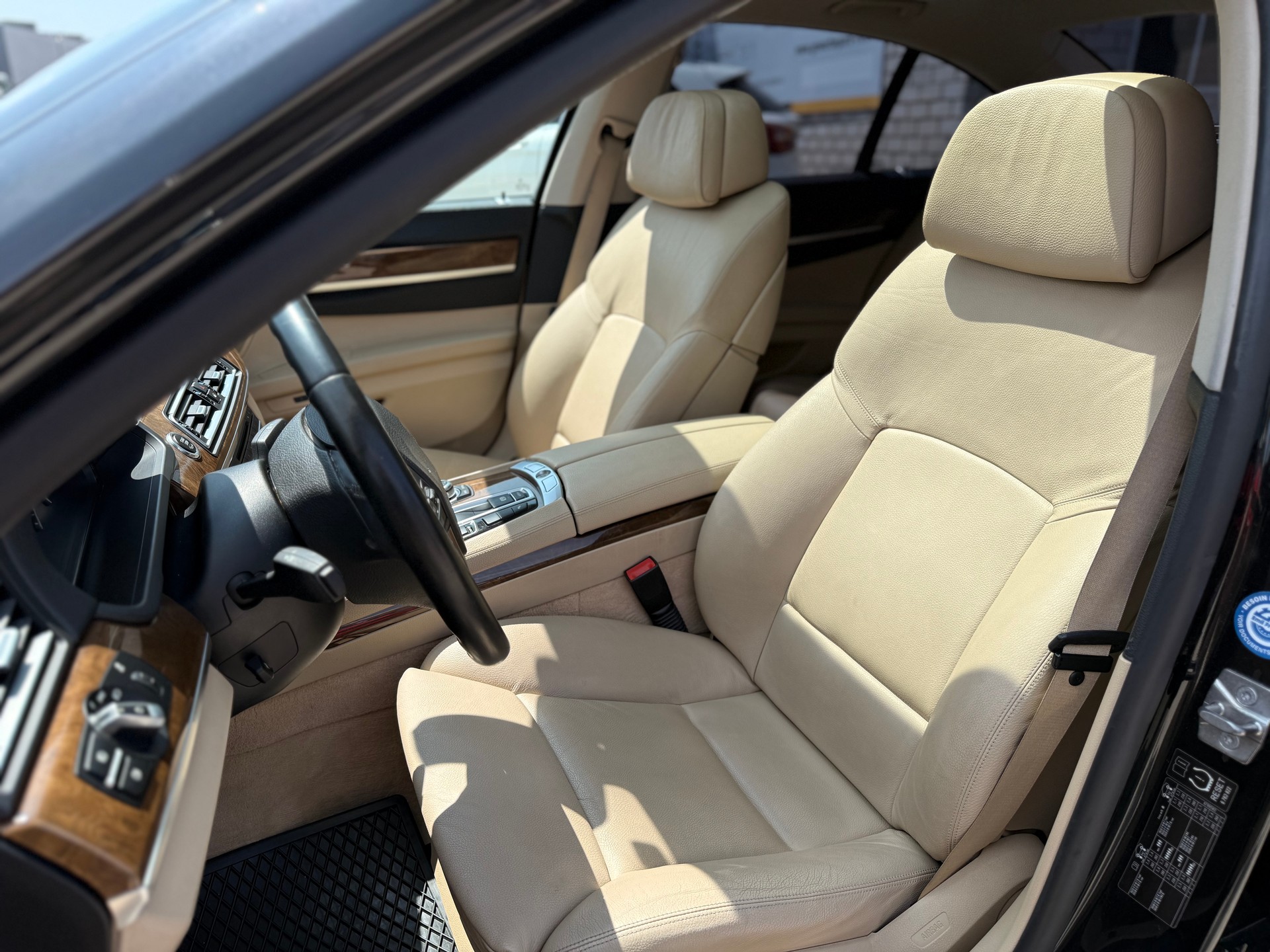 BMW 730d F01 / HAMANN / ** Neuwertiger Zustand **-image-25