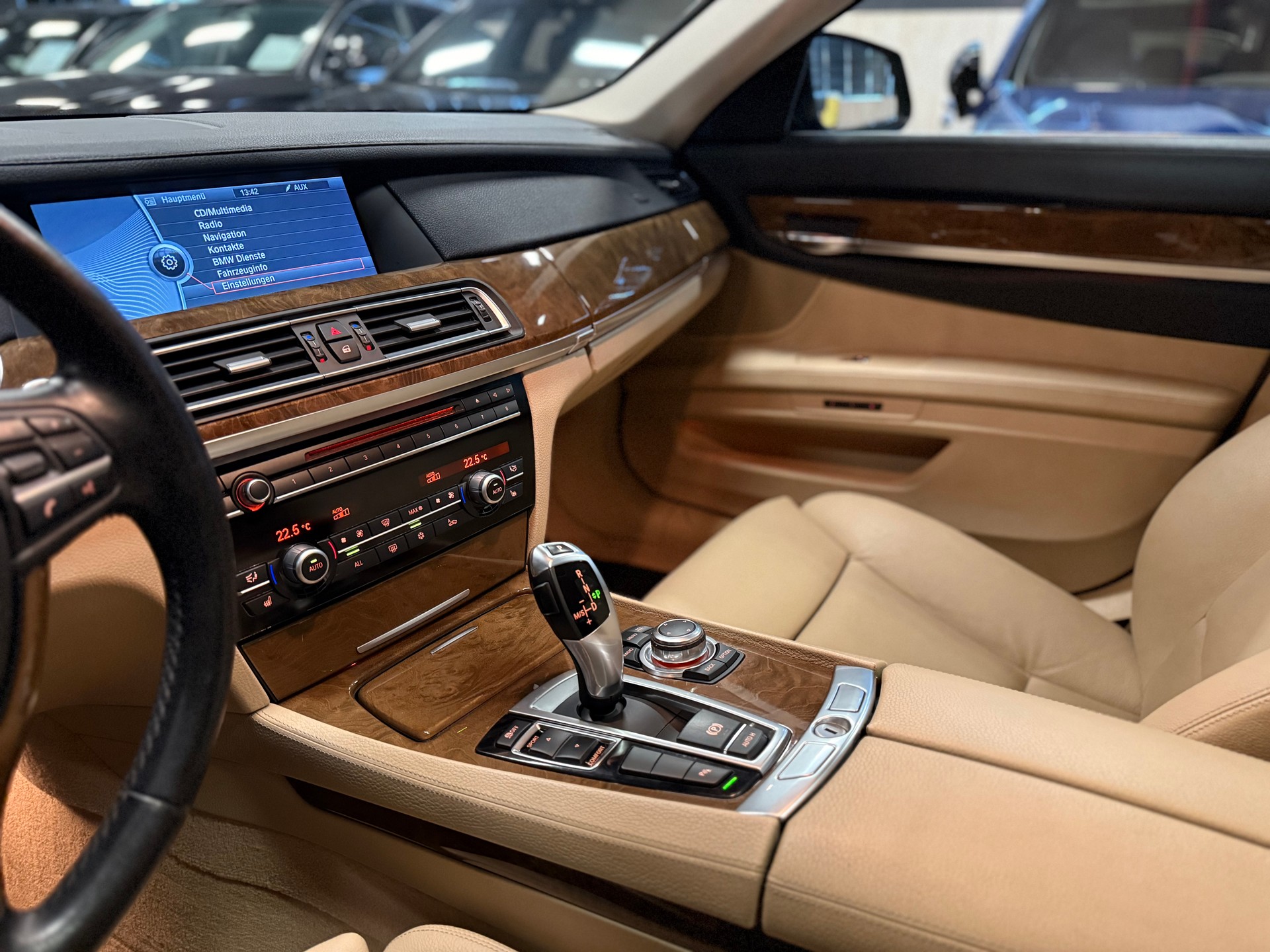BMW 730d F01 / HAMANN / ** Neuwertiger Zustand **-image-13