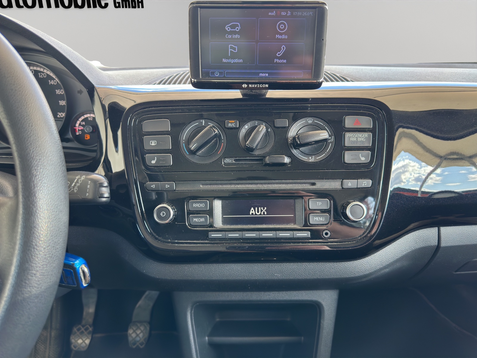 VW Up 1.0 take up-image-15