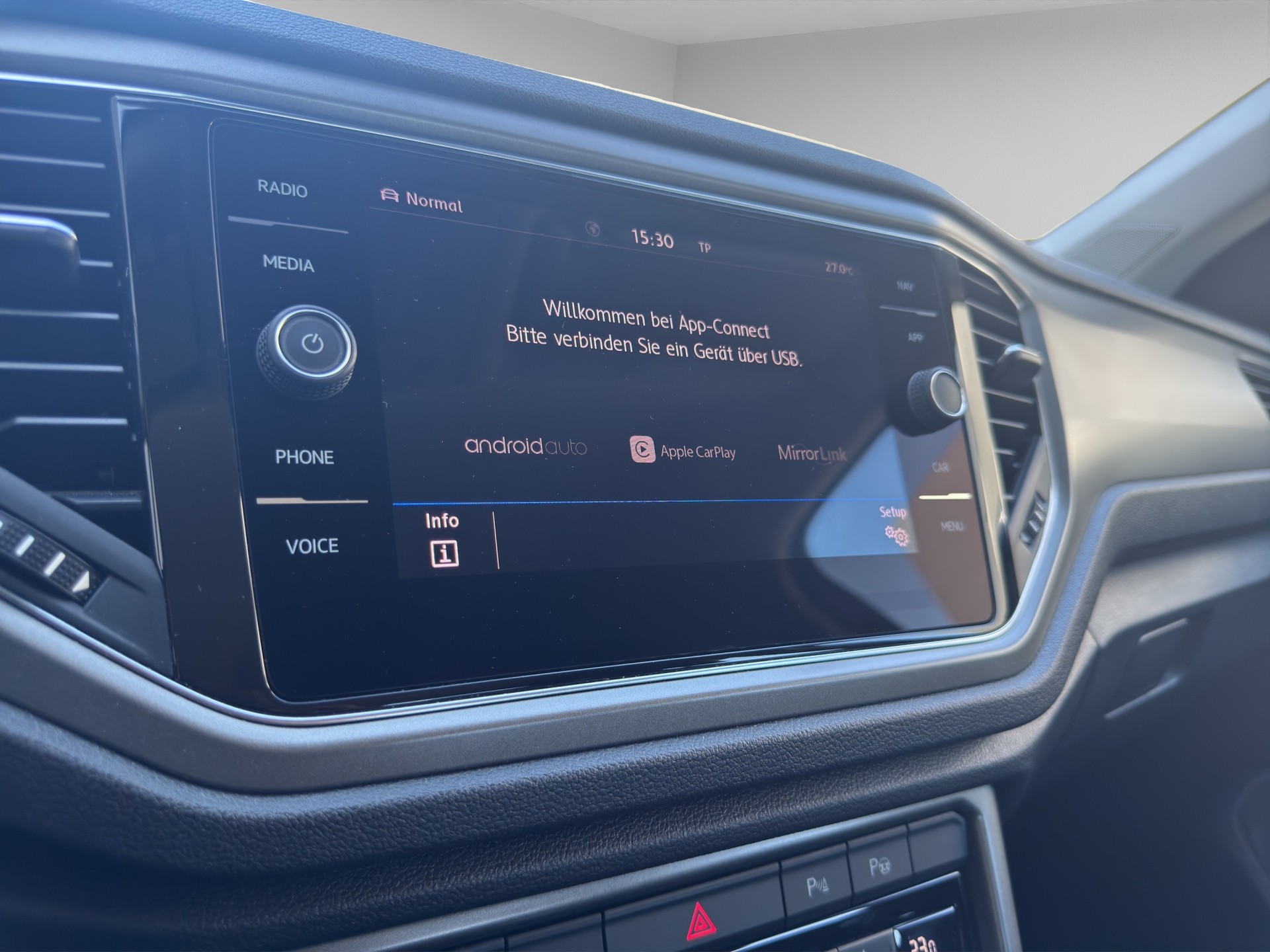 VW T-Roc 1.5 TSI EVO Advance DSG-image-13