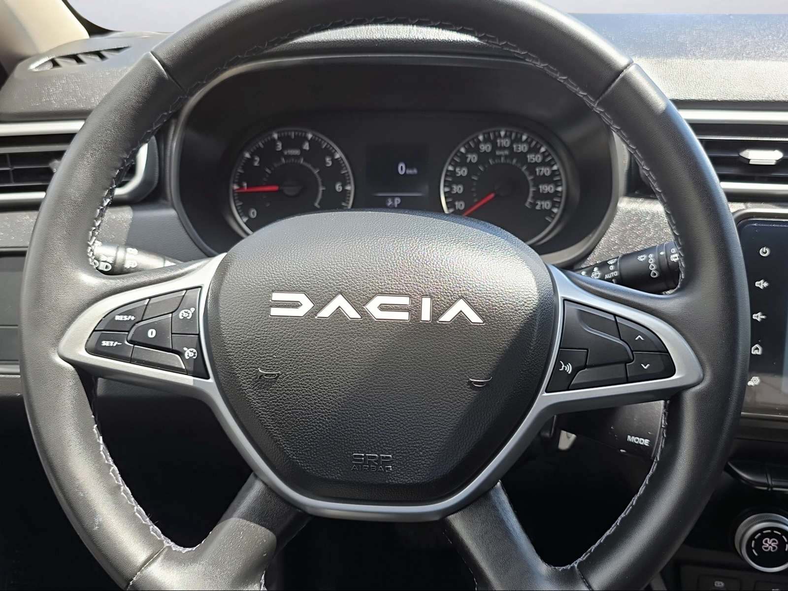 DACIA Duster 1.3 TCe 150 Journey EDC-image-11
