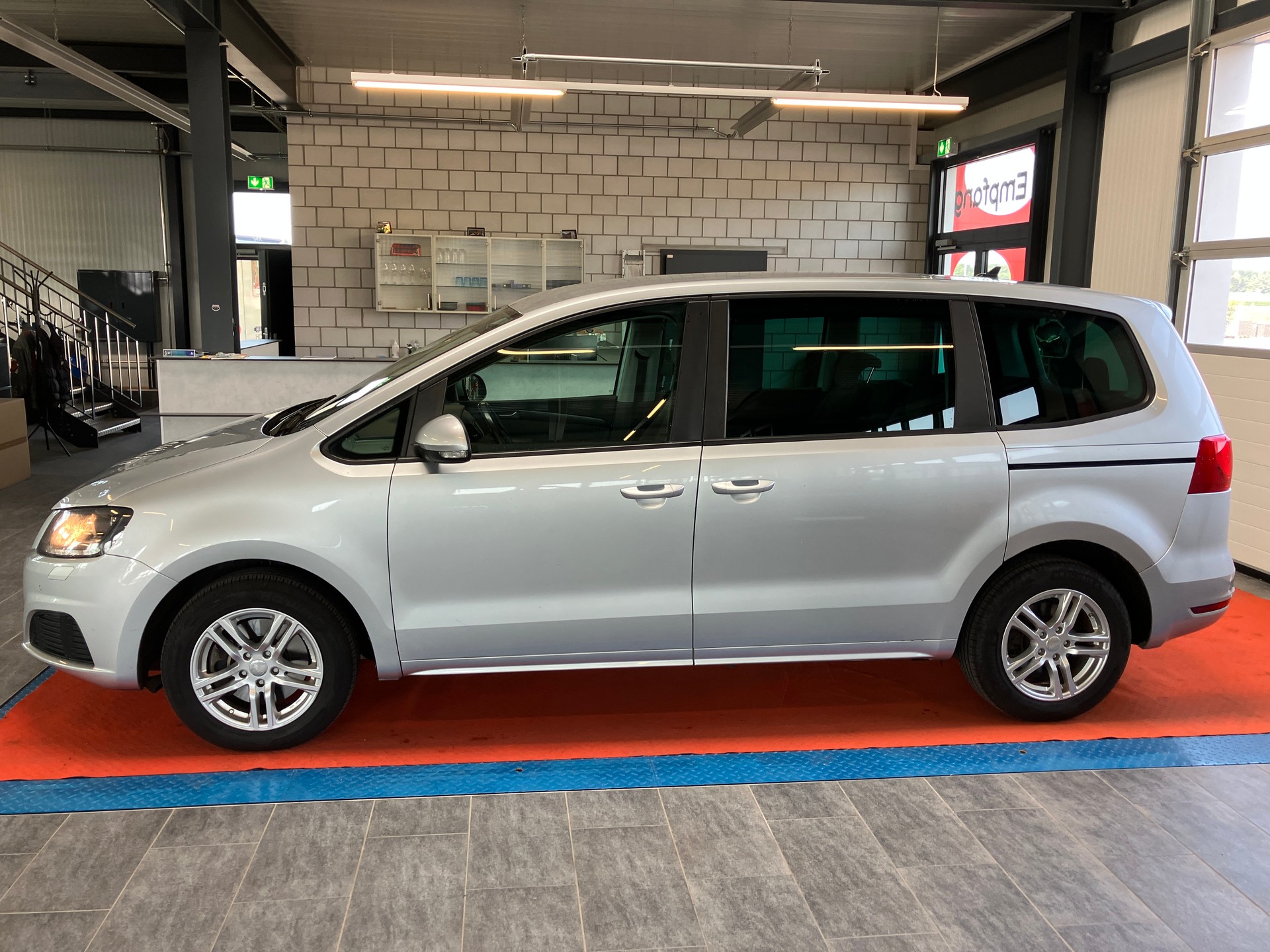 SEAT Alhambra 2.0 TDI Reference Eco DSG-image-4