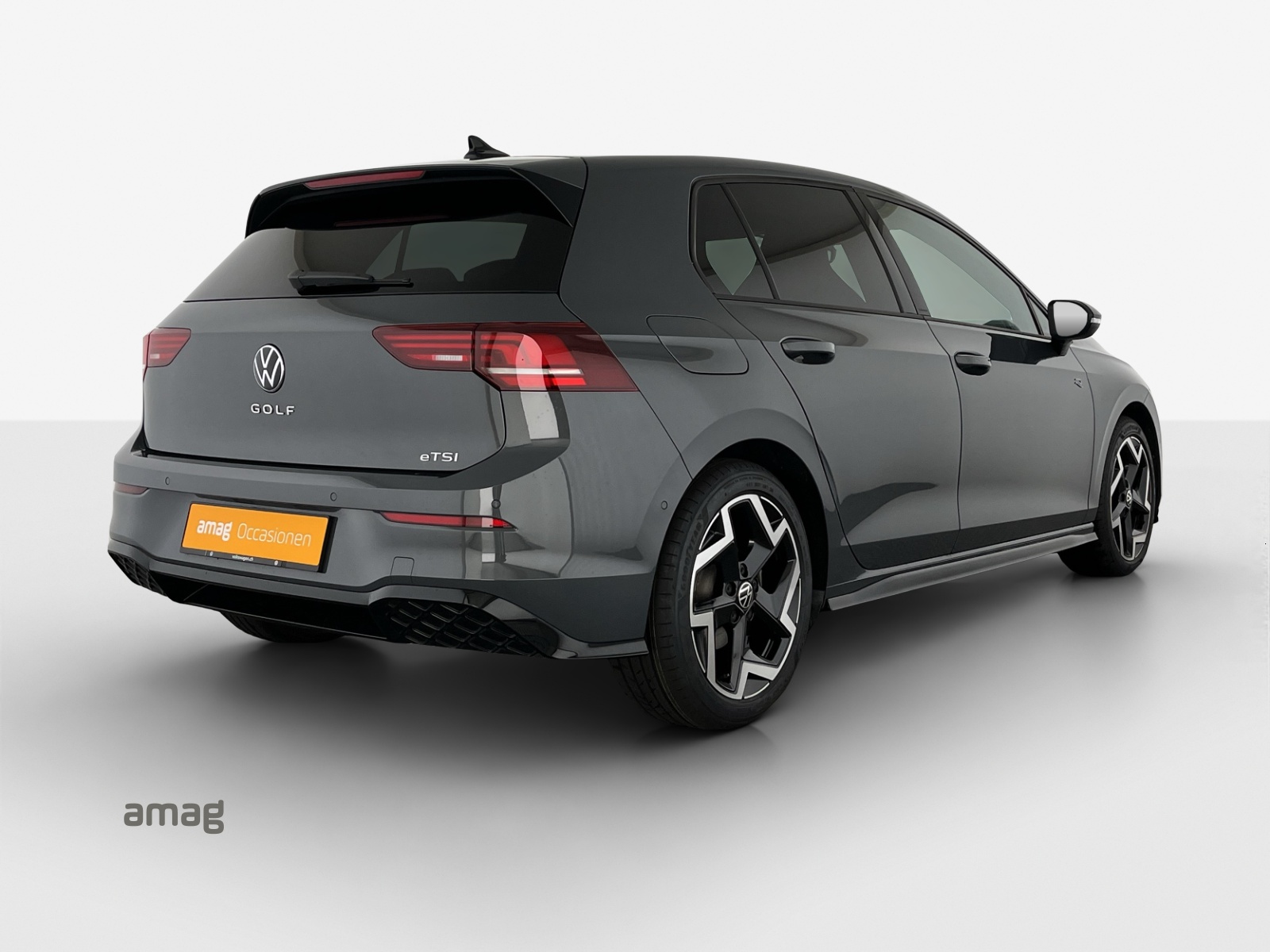 VW Golf 1.5 e TSI mHEV R-Line DSG-image-4