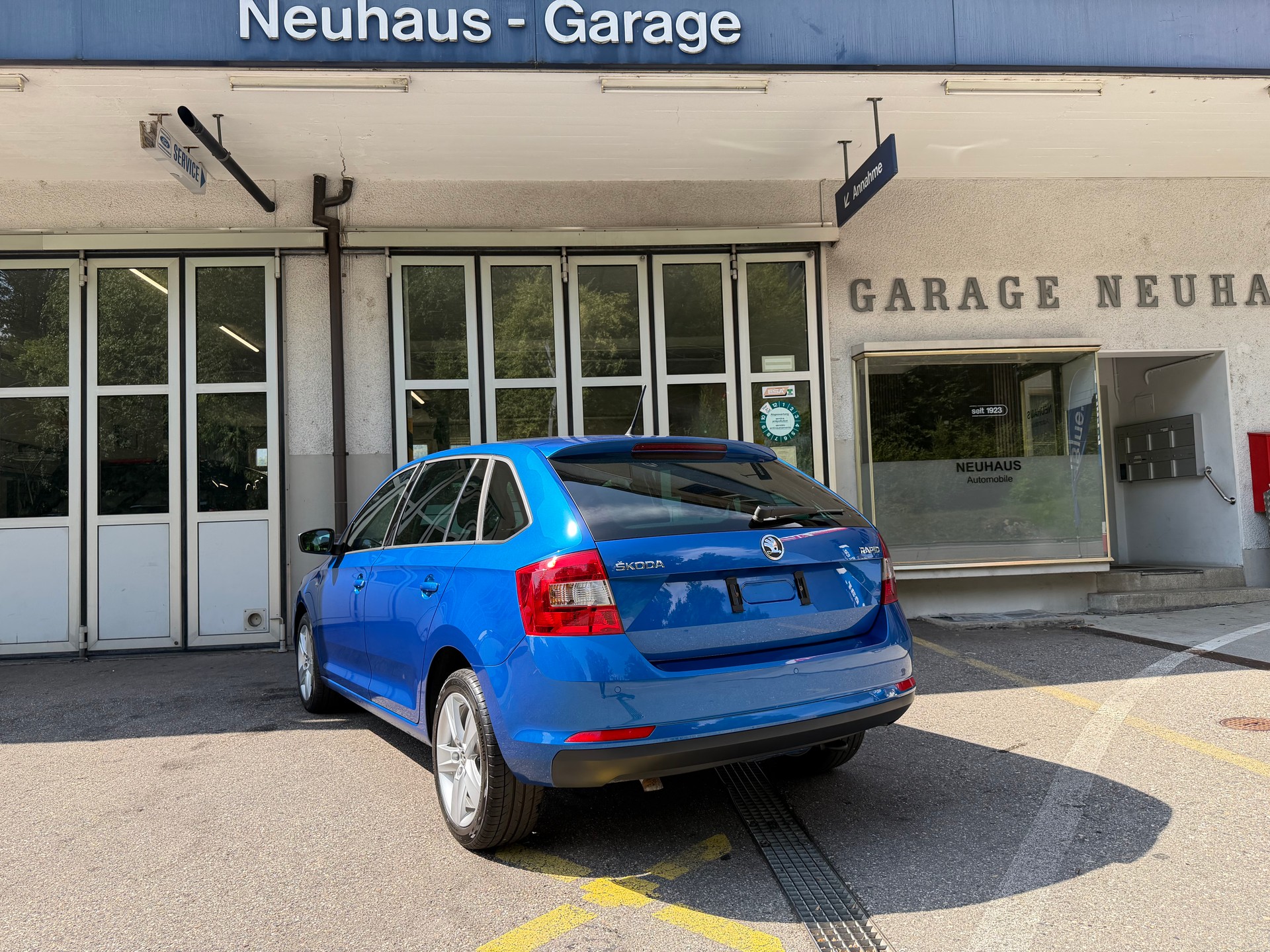 SKODA Rapid Spaceback 1.6 TDI Ambition-image-3