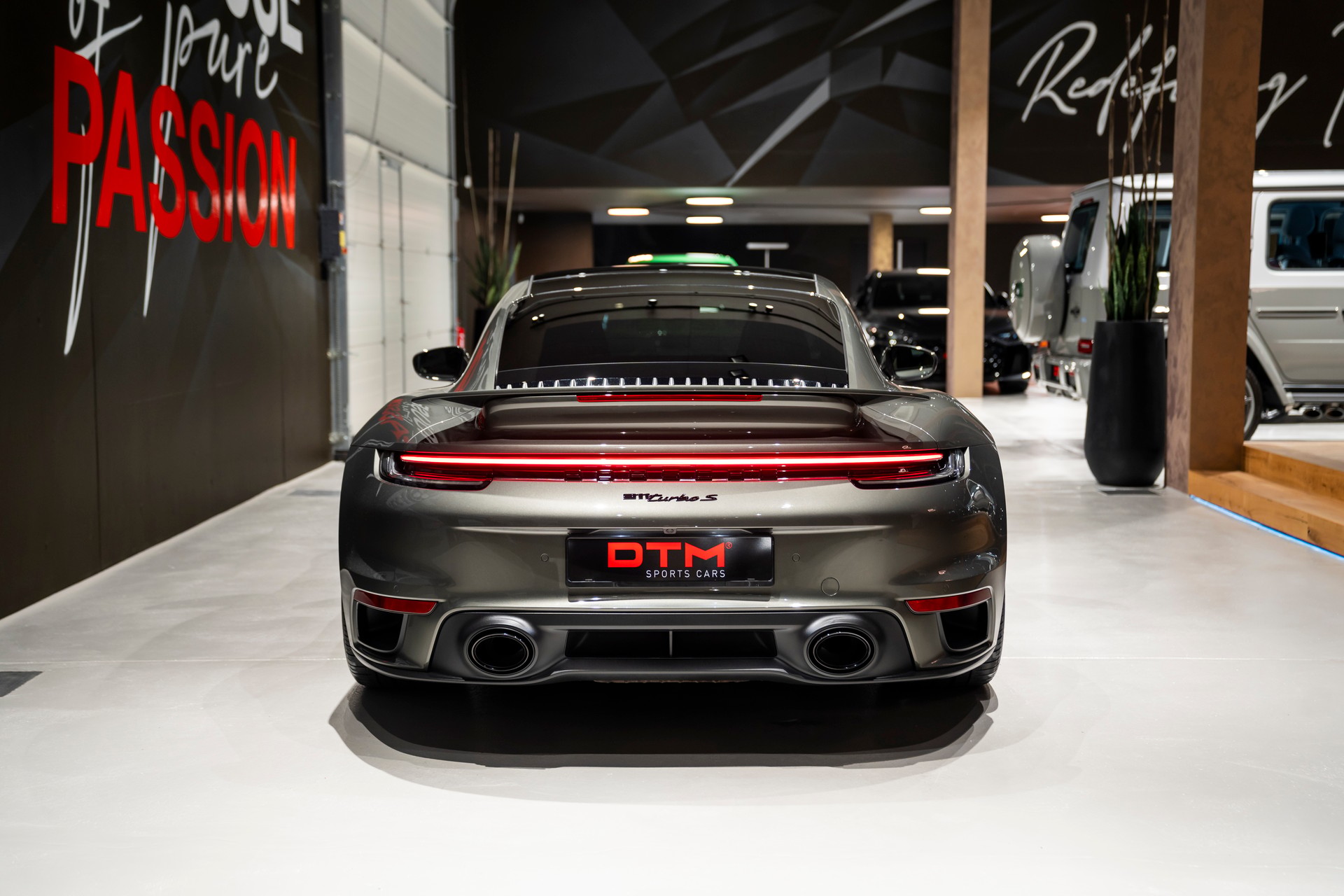 PORSCHE 911 Turbo S PDK-image-4