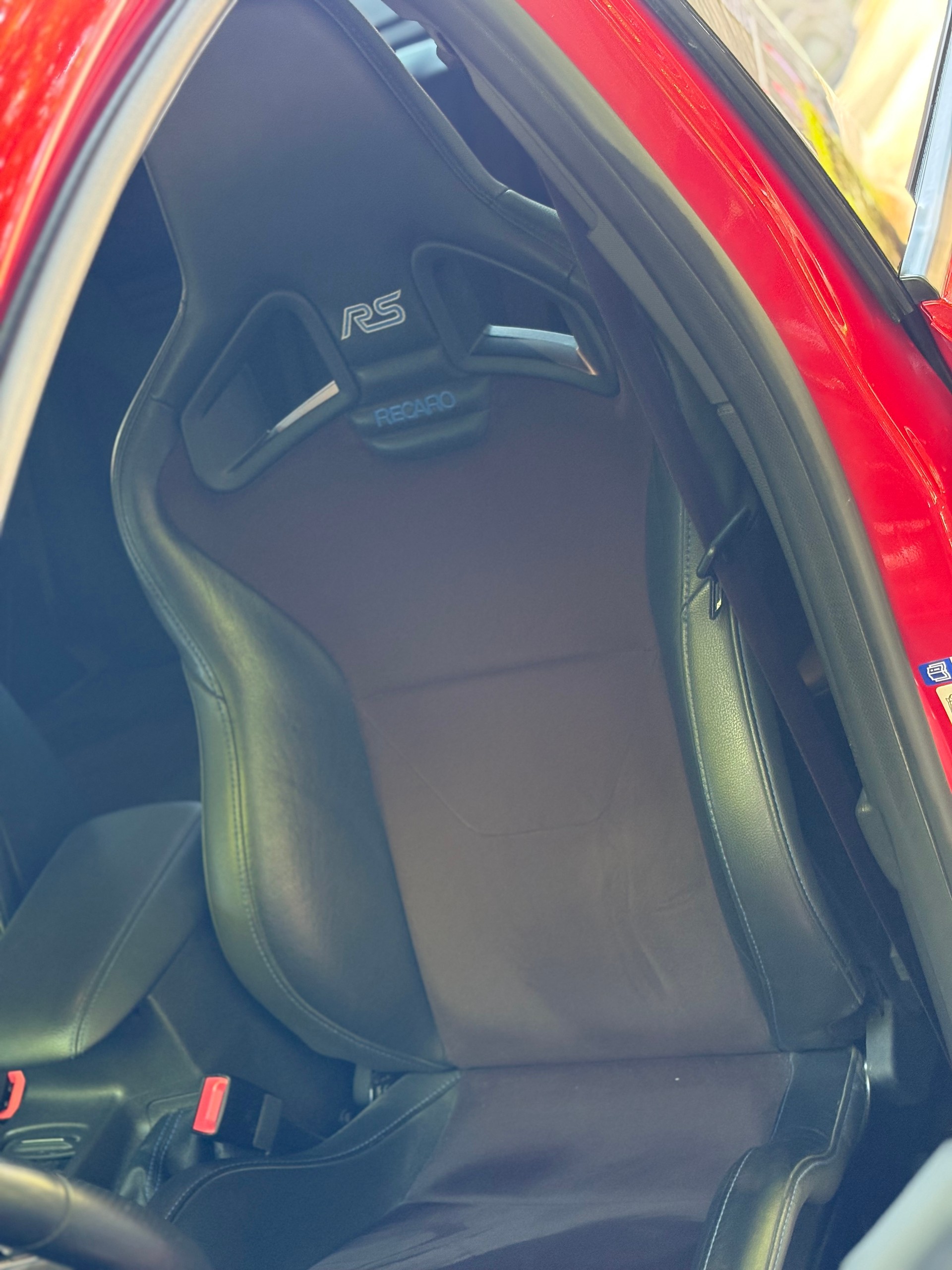 FORD 2.3 EcoB RS+ Race Red Edition-image-4