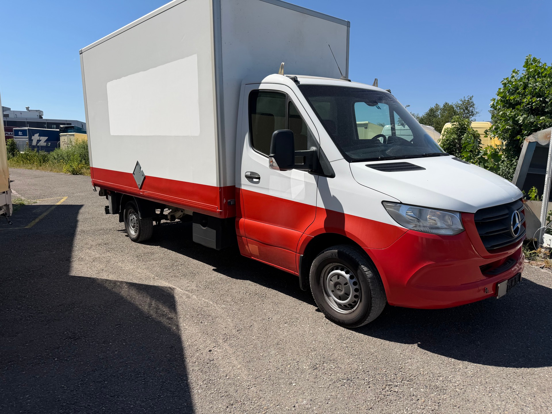 MERCEDES-BENZ Sprinter 319 CDI Standard-image-0