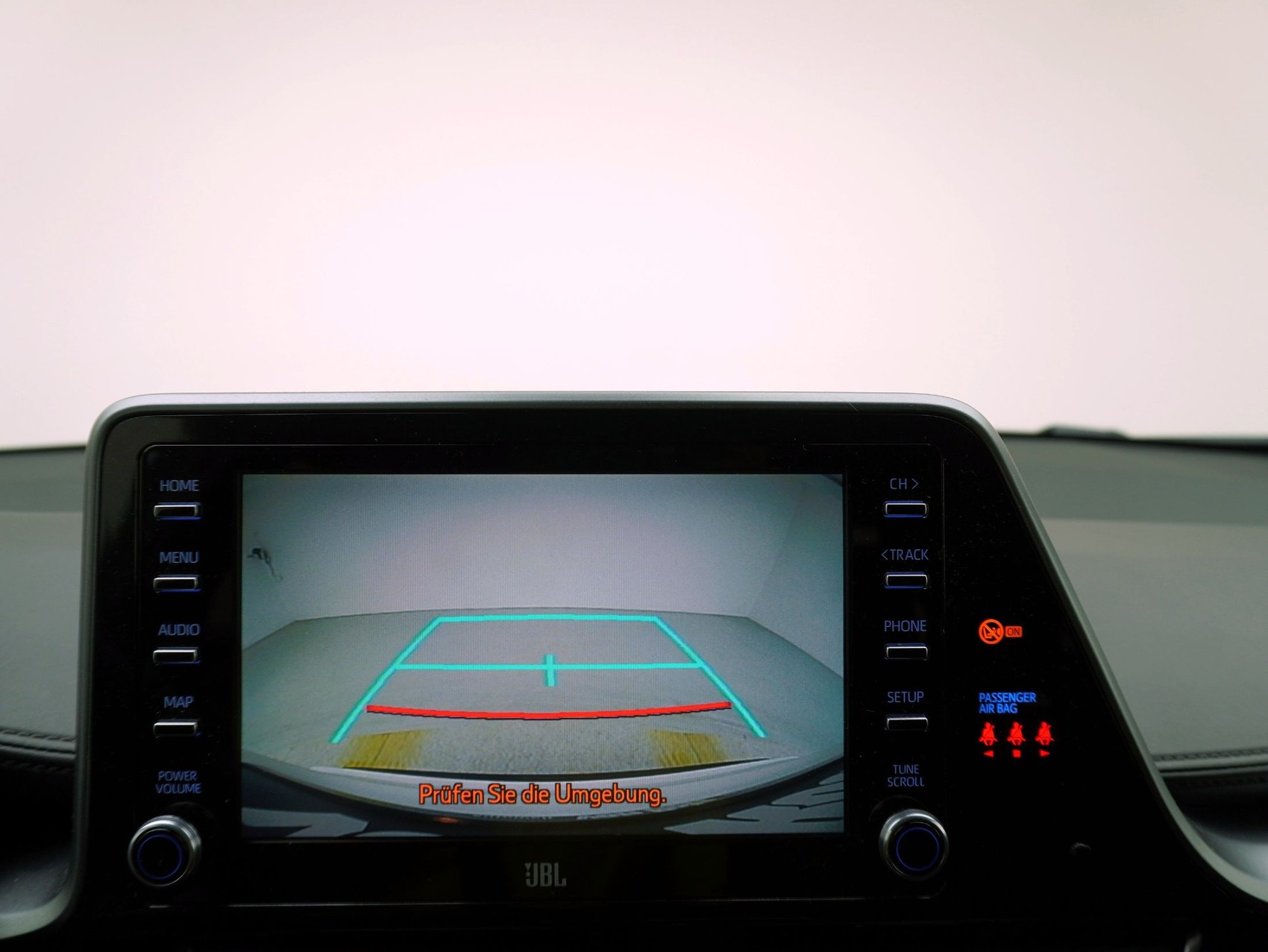 TOYOTA C-HR 2.0 VVTi HSD GR Sport-image-16