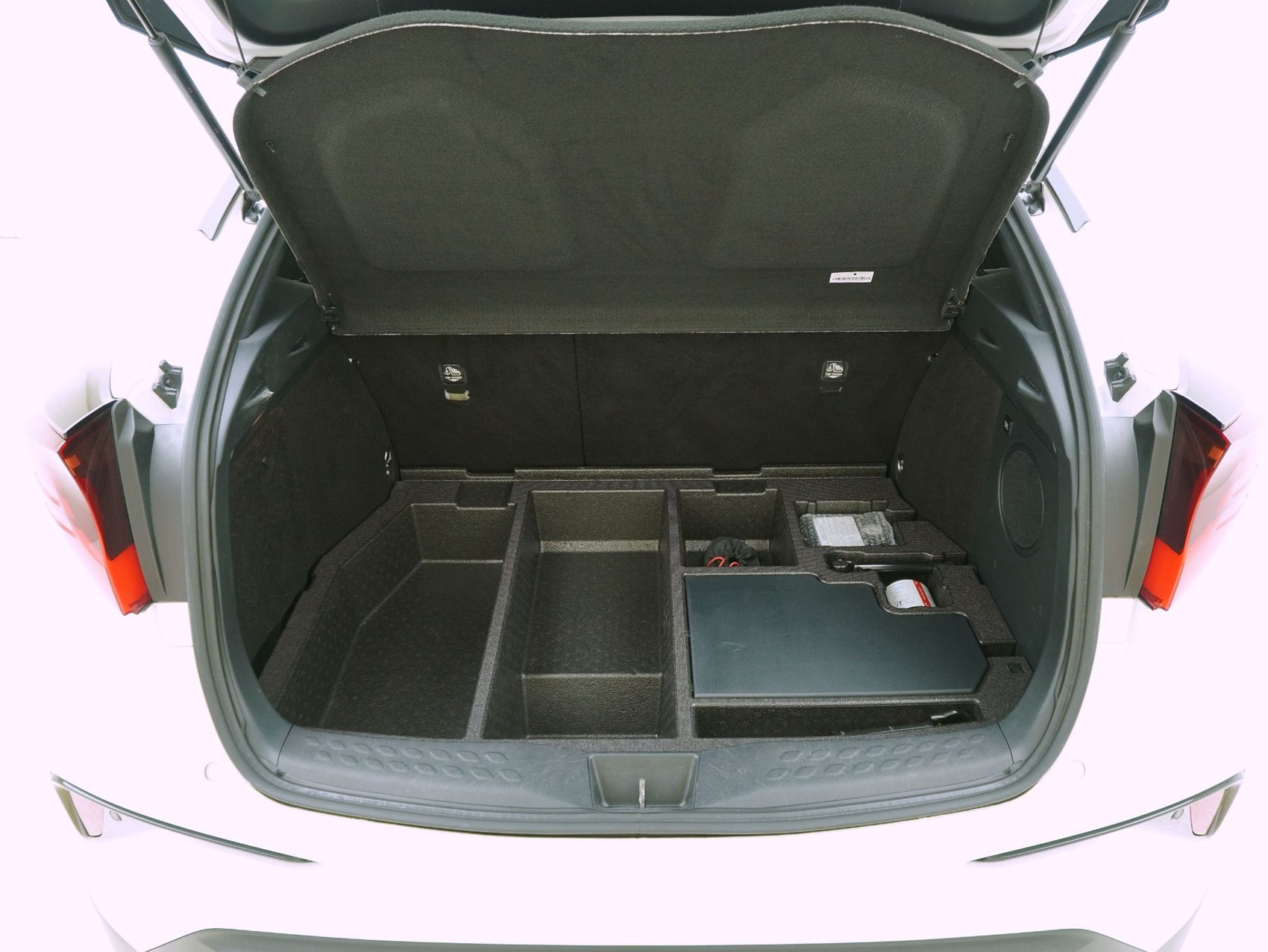 TOYOTA C-HR 2.0 VVTi HSD GR Sport-image-11