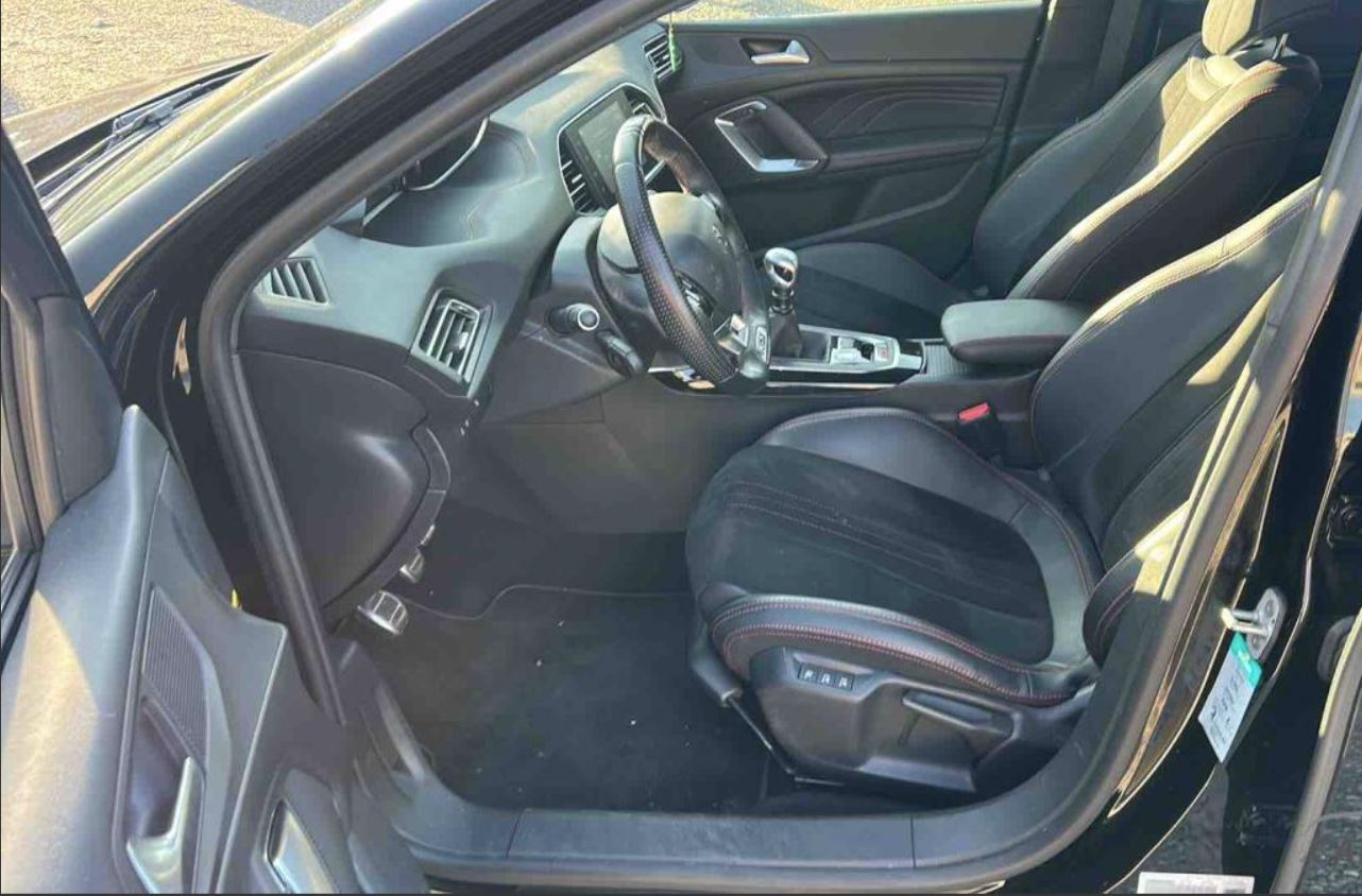 PEUGEOT 308 1.6 e-THP GT-image-4