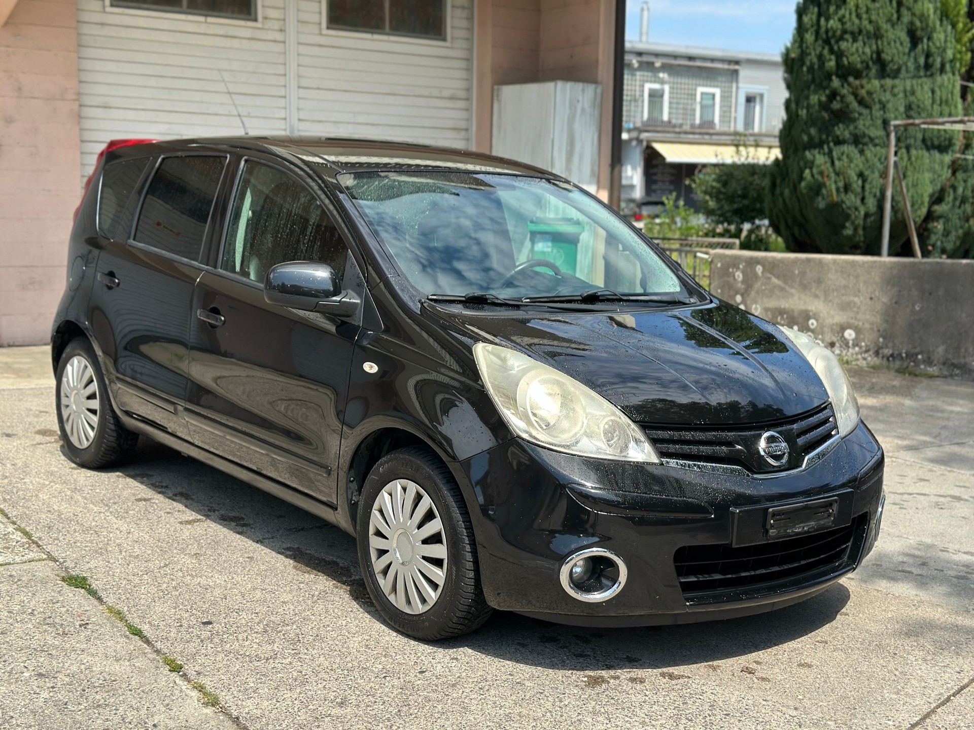 NISSAN Note 1.4 visia-image-1