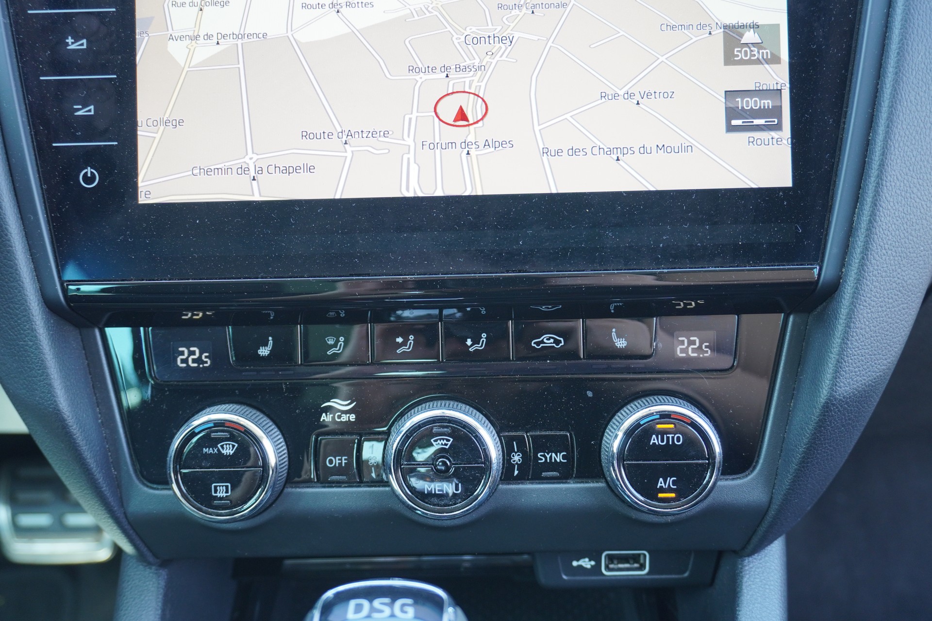 SKODA Octavia Combi 2.0 TSI Scout 4x4 DSG-image-15